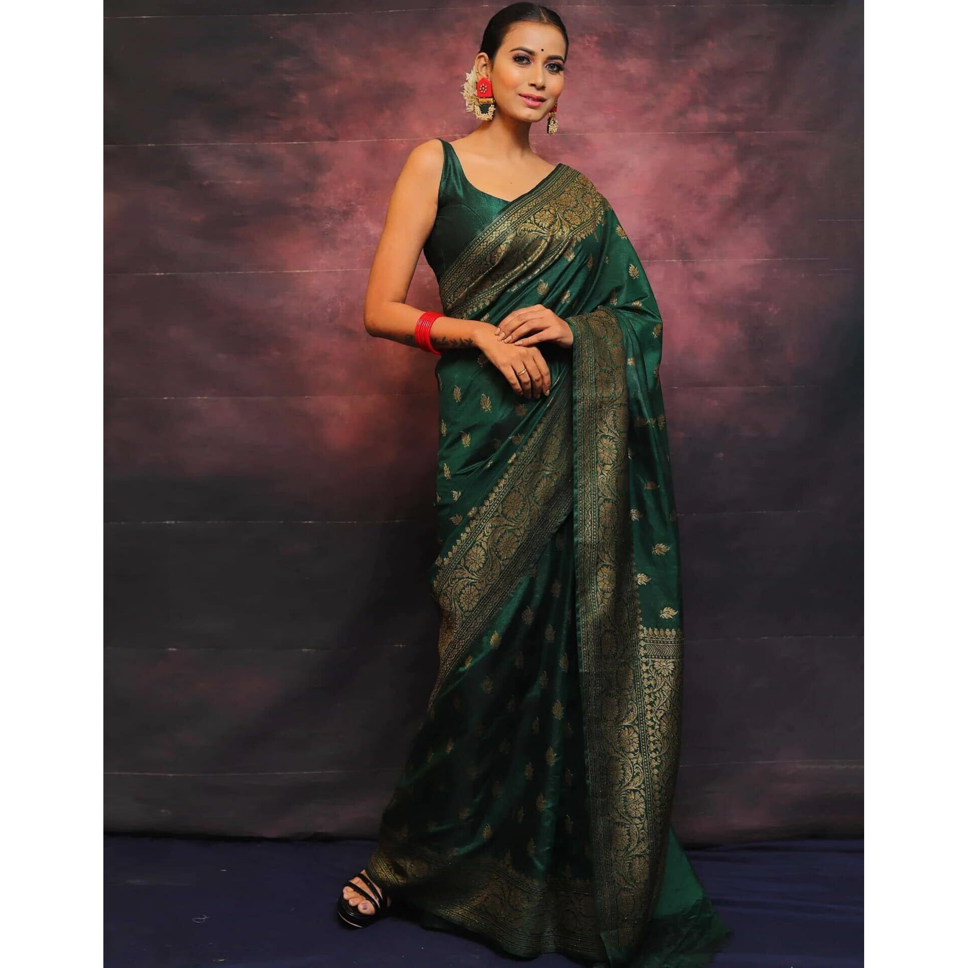Shiv Textiles Women's Kanjivaram Art Silk Saree Soft Banarasi Style Sari With Blouse Piece For Wedding(S-101-Green)