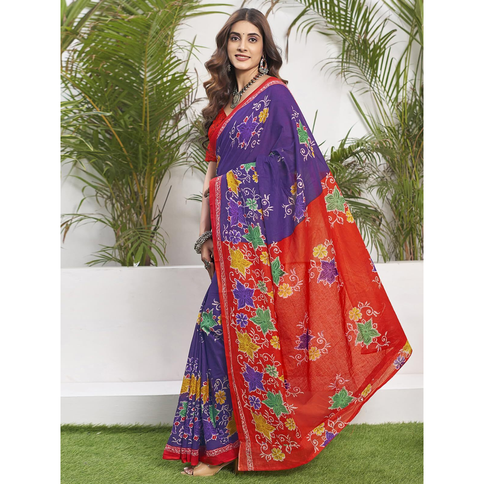 Satrani Womens Cotton Floral Printed Saree With Unstitched Blouse Piece (3790S102N_Violet & Red)