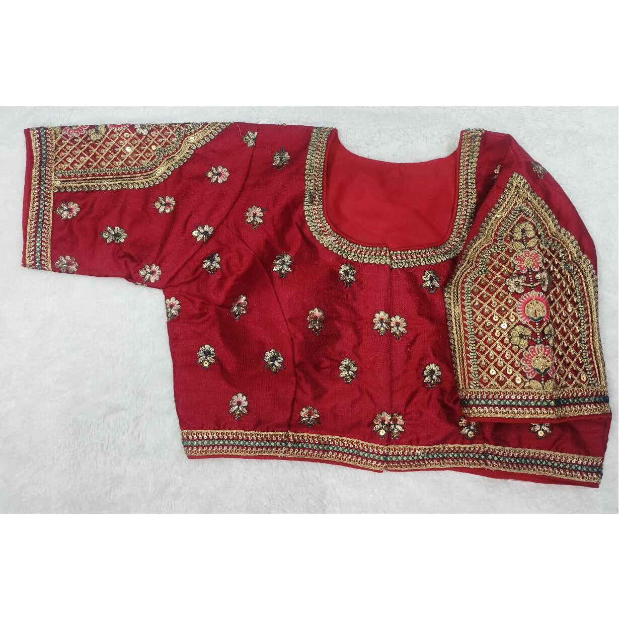 Pujia Mills Womens Indian Ethnic Designer Codding With Zari Embroidery Copper Sequence Work Round Neck Half Sleeve Readymade Aari Work Saree Blouse Bridal Readymade Blouse Red For Lehenga Choli