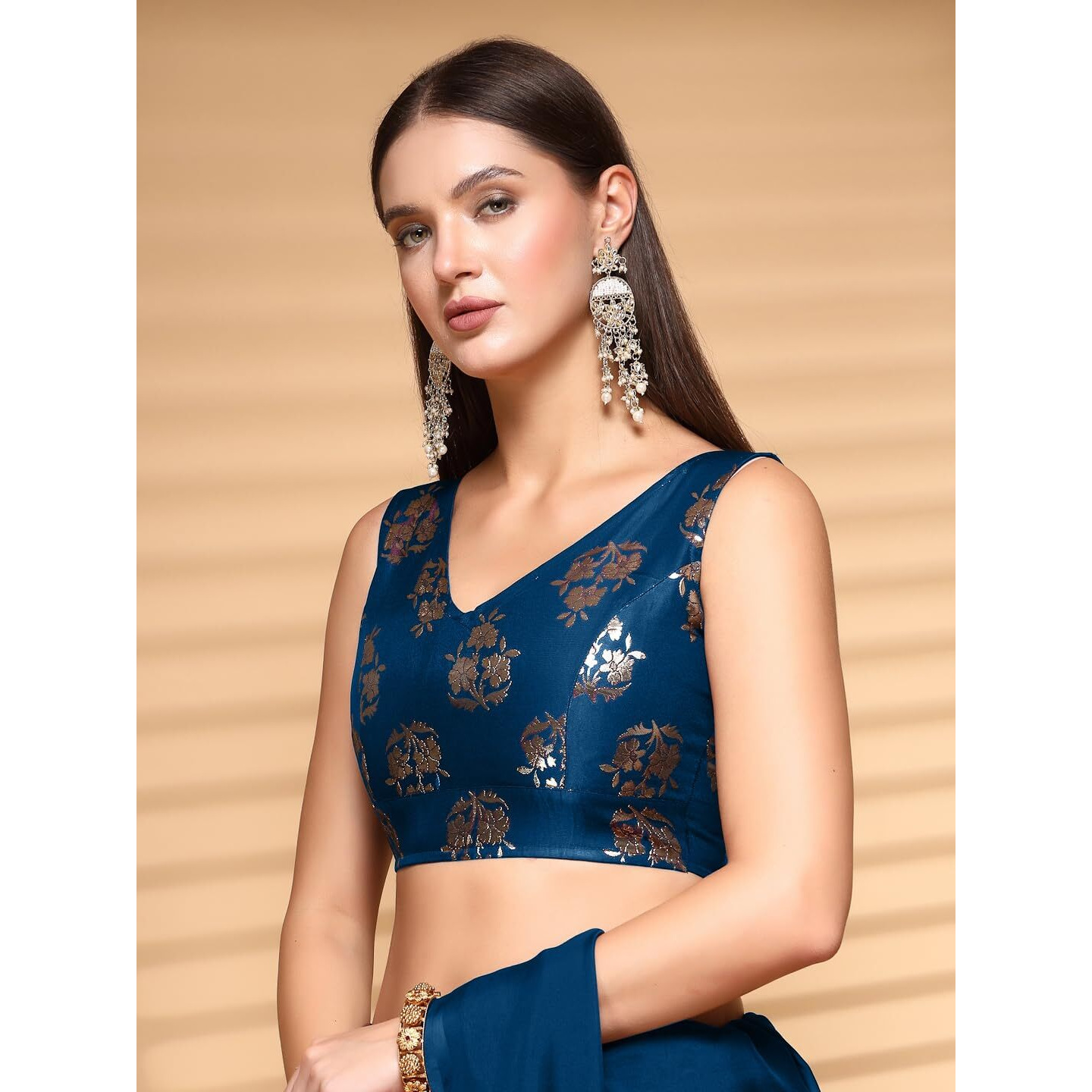 Oomph Readymade Blouse For Women, Brocade, Sleeveless, V-Neck, Rbbl674
