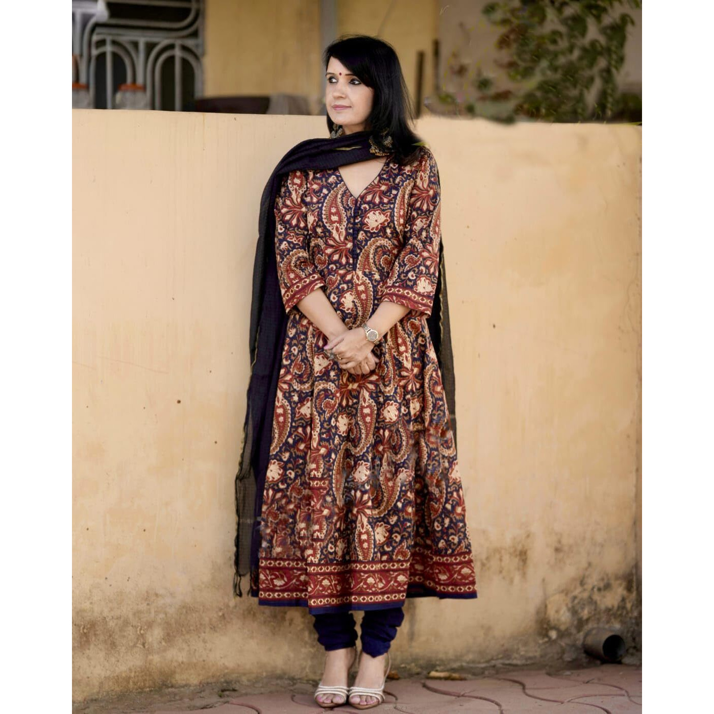 KLOSIA Women Printed Anarkali Kurta and Pant with Dupatta Set (in, Alpha, L, Maroon)
