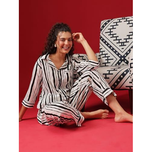 Clovia Pajamas Women's Cotton Printed Pyjama (Ls0385D18L_White_L)