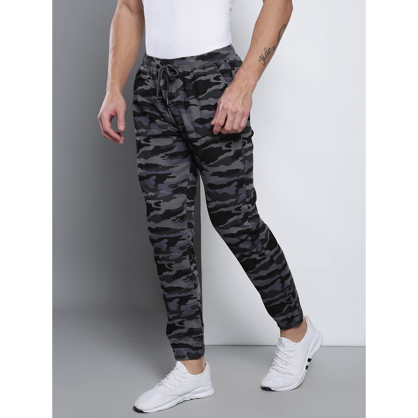 Dennis Lingo Camouflage Print Cotton Men's Casual Cargo Pant, Tapered Fit, Mid Rise, Ankle Length, Multi-Pocket Drawstring Stretchable Cargos For Men, Trousers