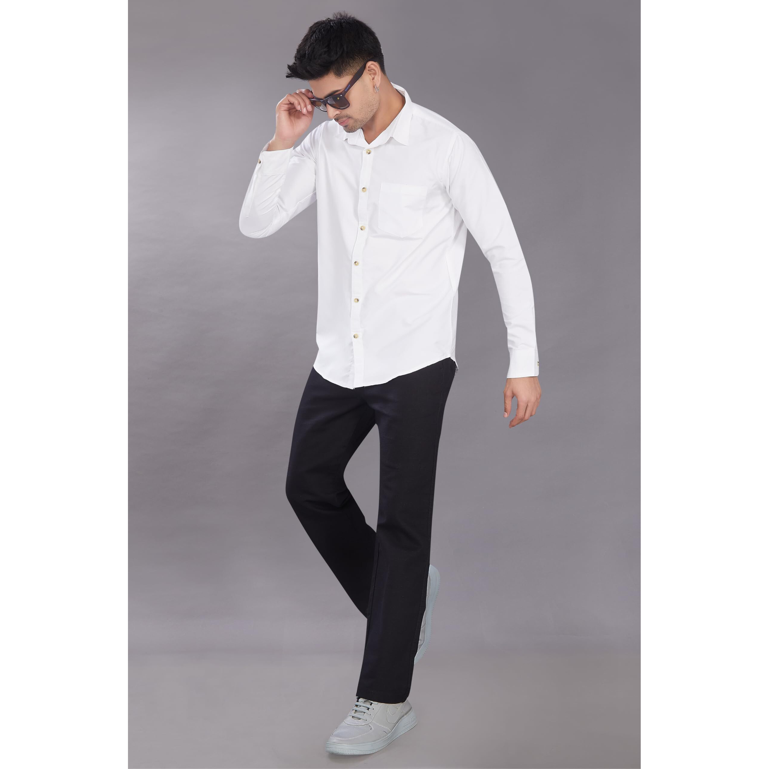 Divisive Men's Solid Slim Fit Shirt (Dst85_Xl_White)