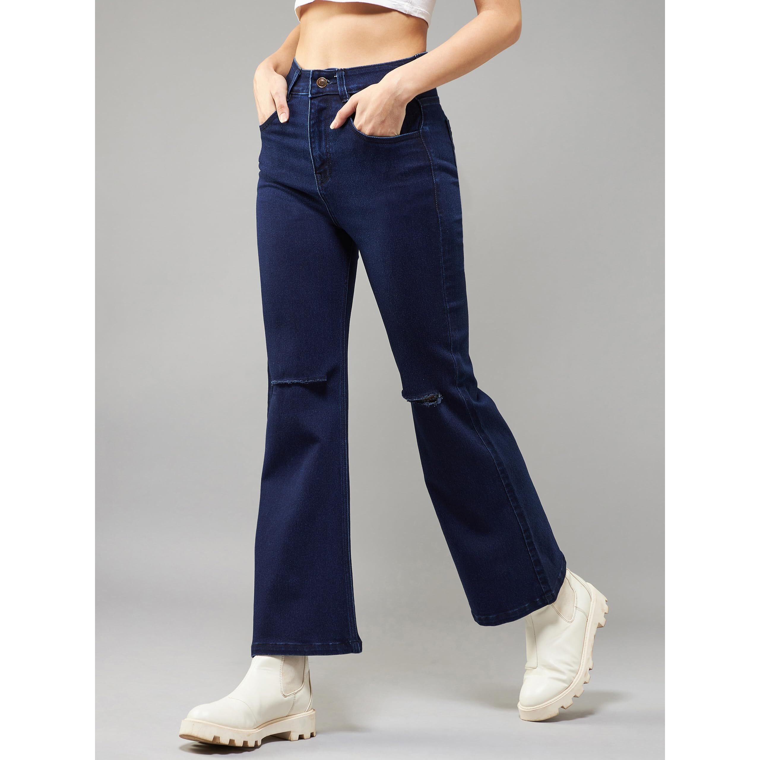 Dolce Crudo Women's Light Blue Bootcut High Rise Clean Look Cropped Jeans (Doss24Den79-18-332-28, Deep Blue, 28)