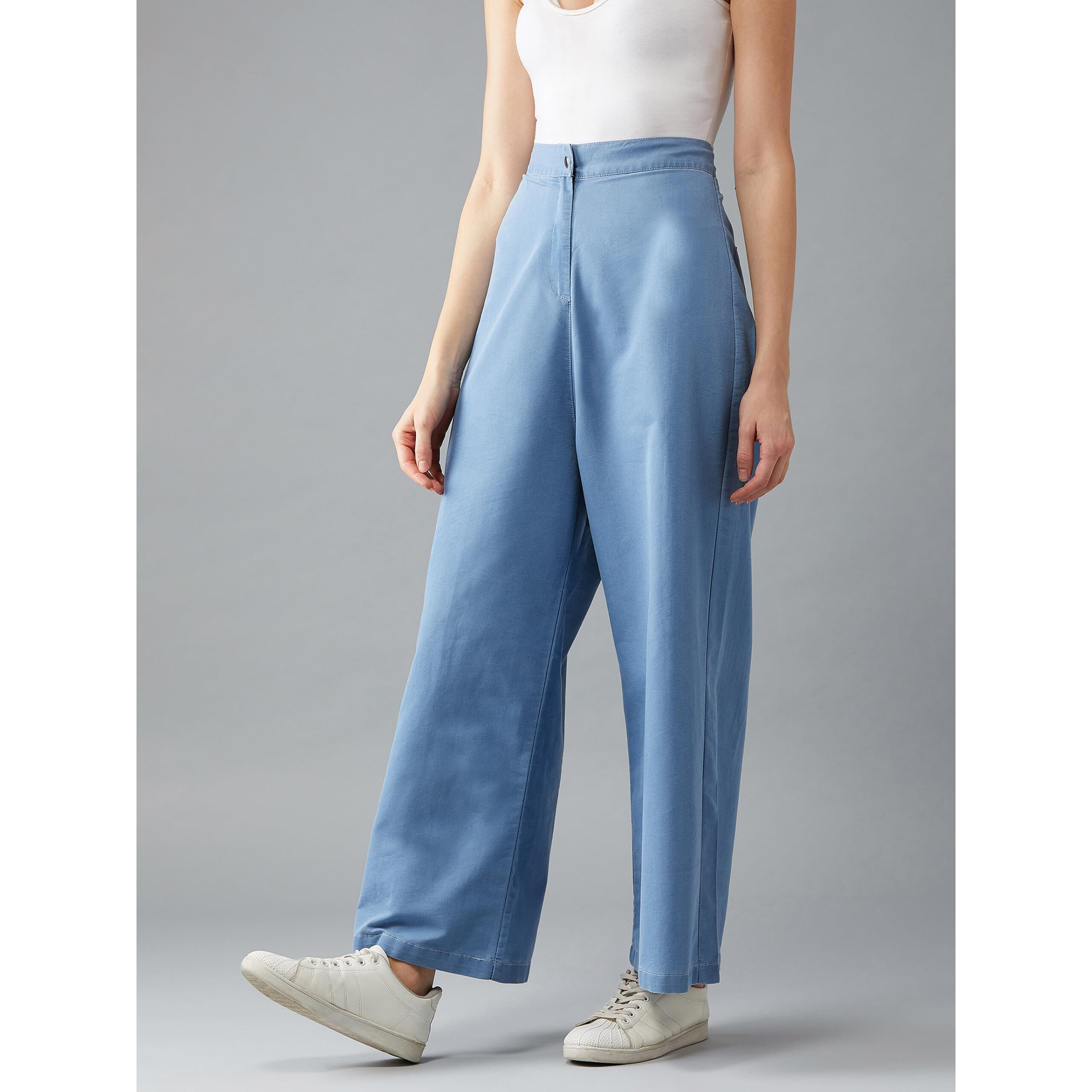 Dolce Crudo Women's Wide-Leg High Rise Clean Look Regular Length Denim Pants (Doaw19Den10-35-158-30_, Light Blue, 30)