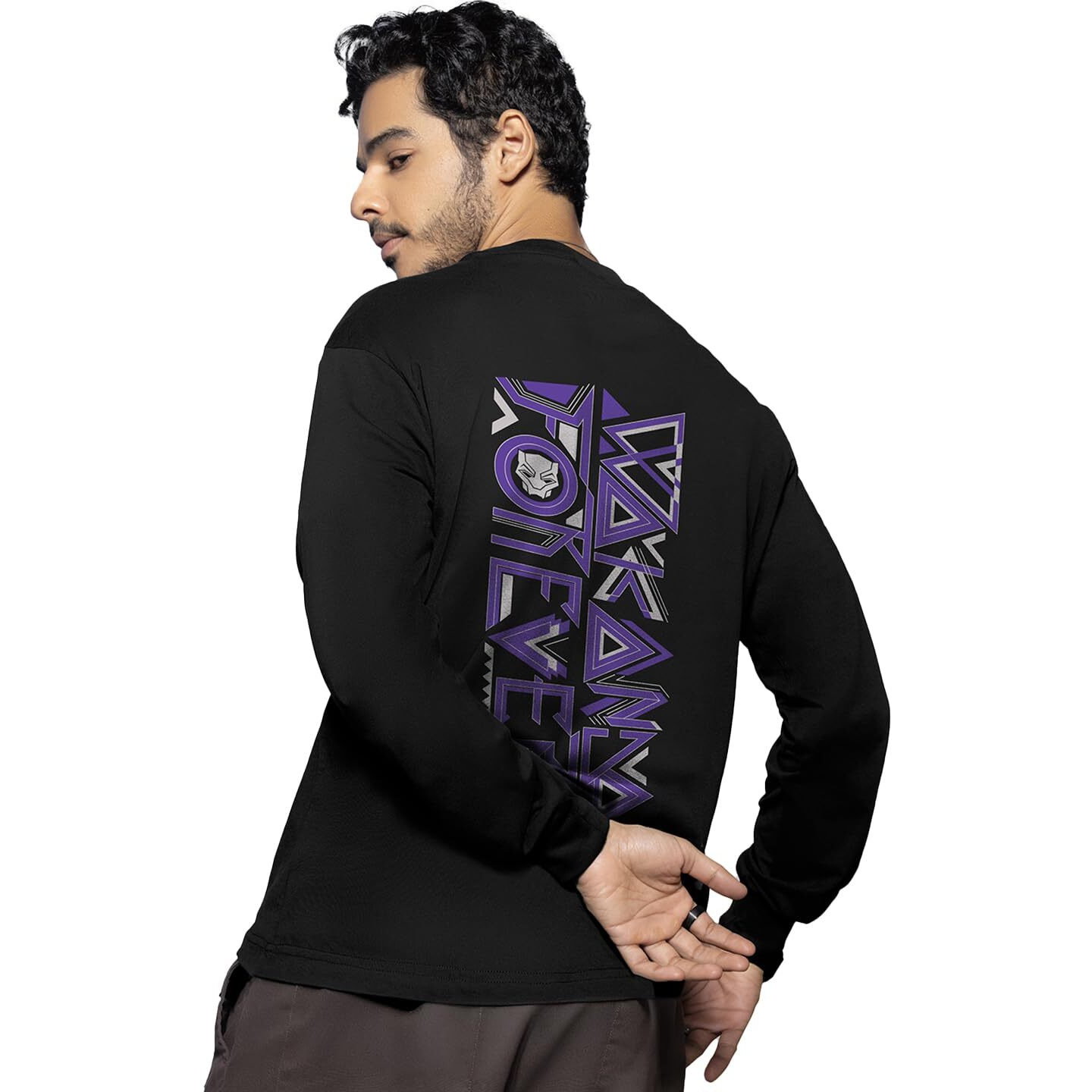 Bewakoof Men's Wakanda Forever 2.0 Graphic Print Black Round Neck Full Sleeve Oversized T-Shirt