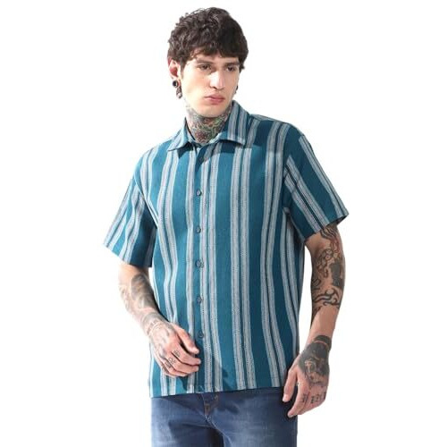Hubberholme Men Striped Oversized Spread Collar Short Sleeve Casual Shirt