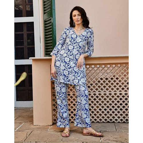 Nainvish Women's Blue & White Printed Straight Cotton Blend U-Neck Co-Ord Set (Sd660_Kb-M_(3)