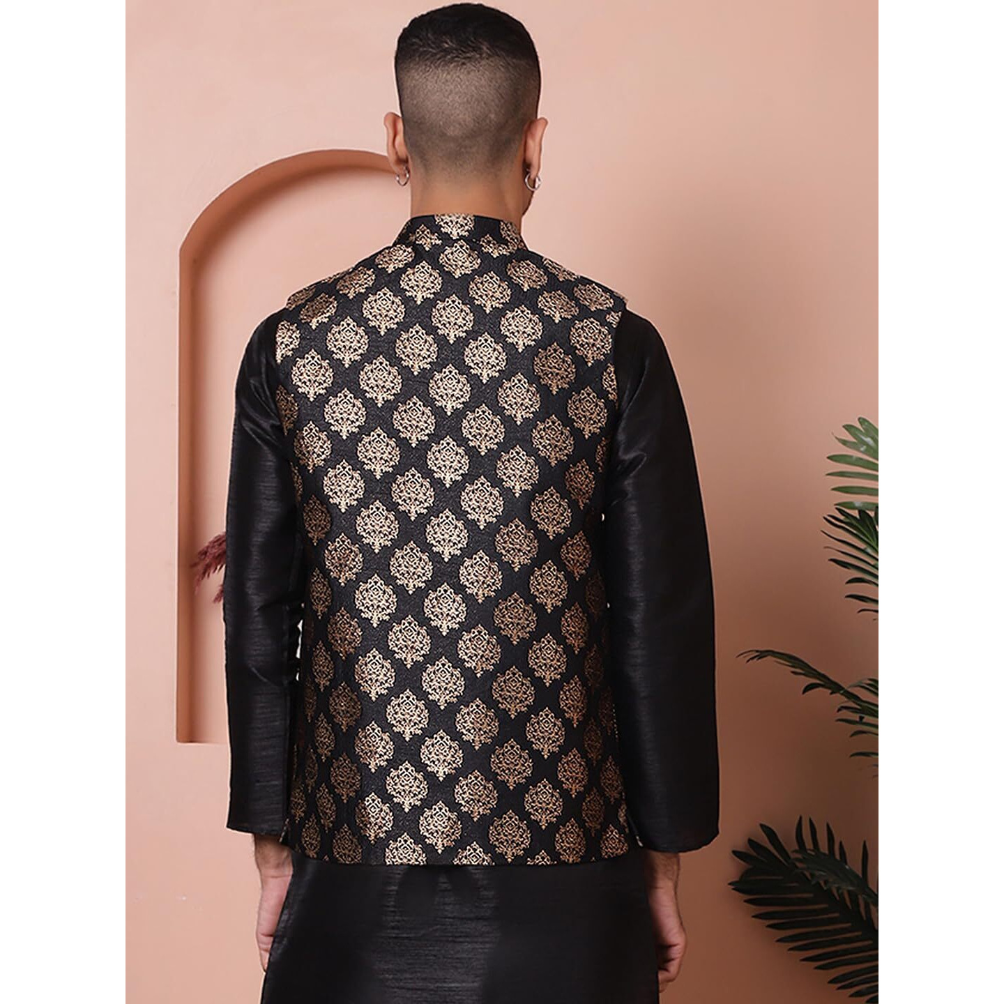 Jompers Black Floral Printed Nehru Jacket For Men (Black, M)