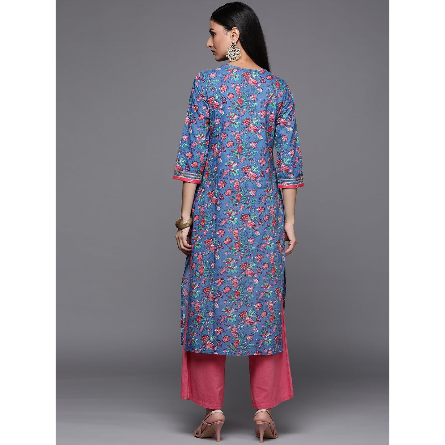 Varanga Blue Floral Printed Straight Kurta With Three Quarter Sleeves