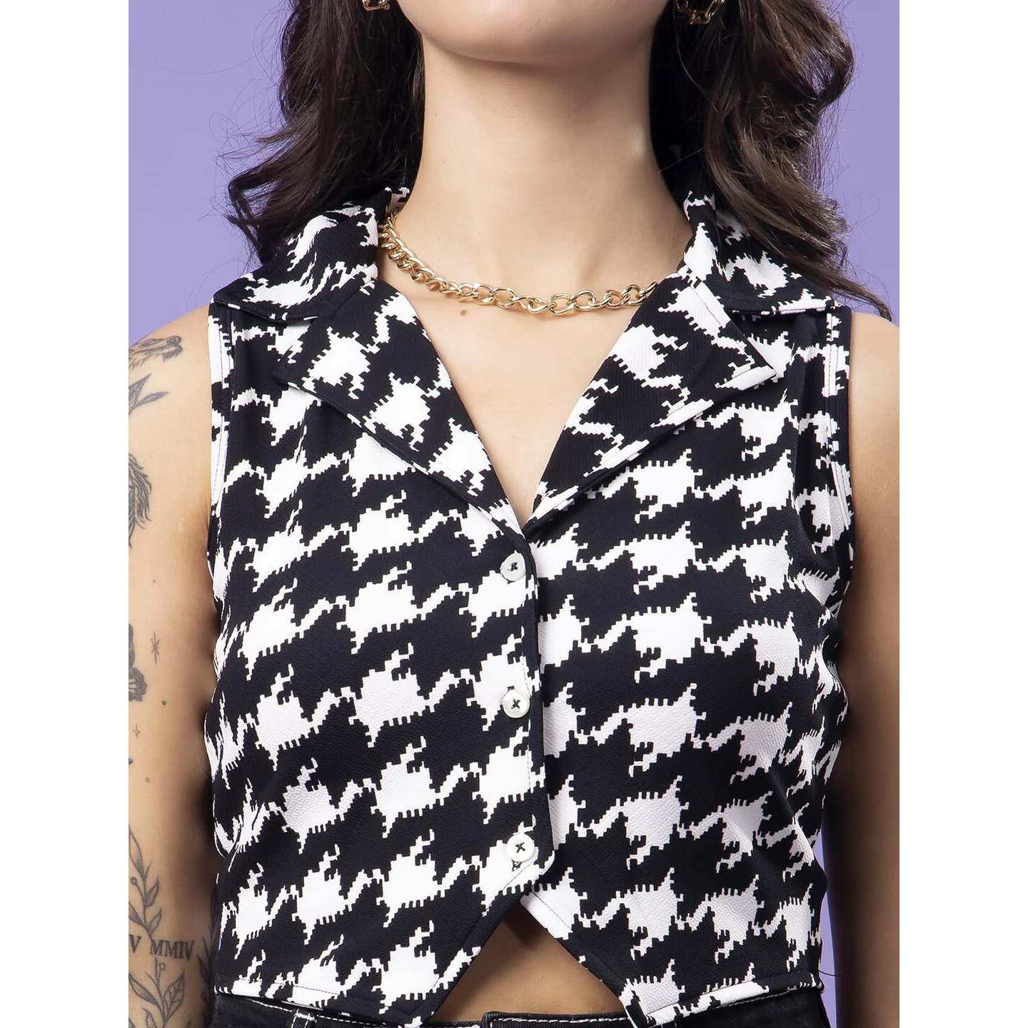 Popwings Black & White Printed Button Clousre V Neck Sleeveless Waistcoat Crop Top