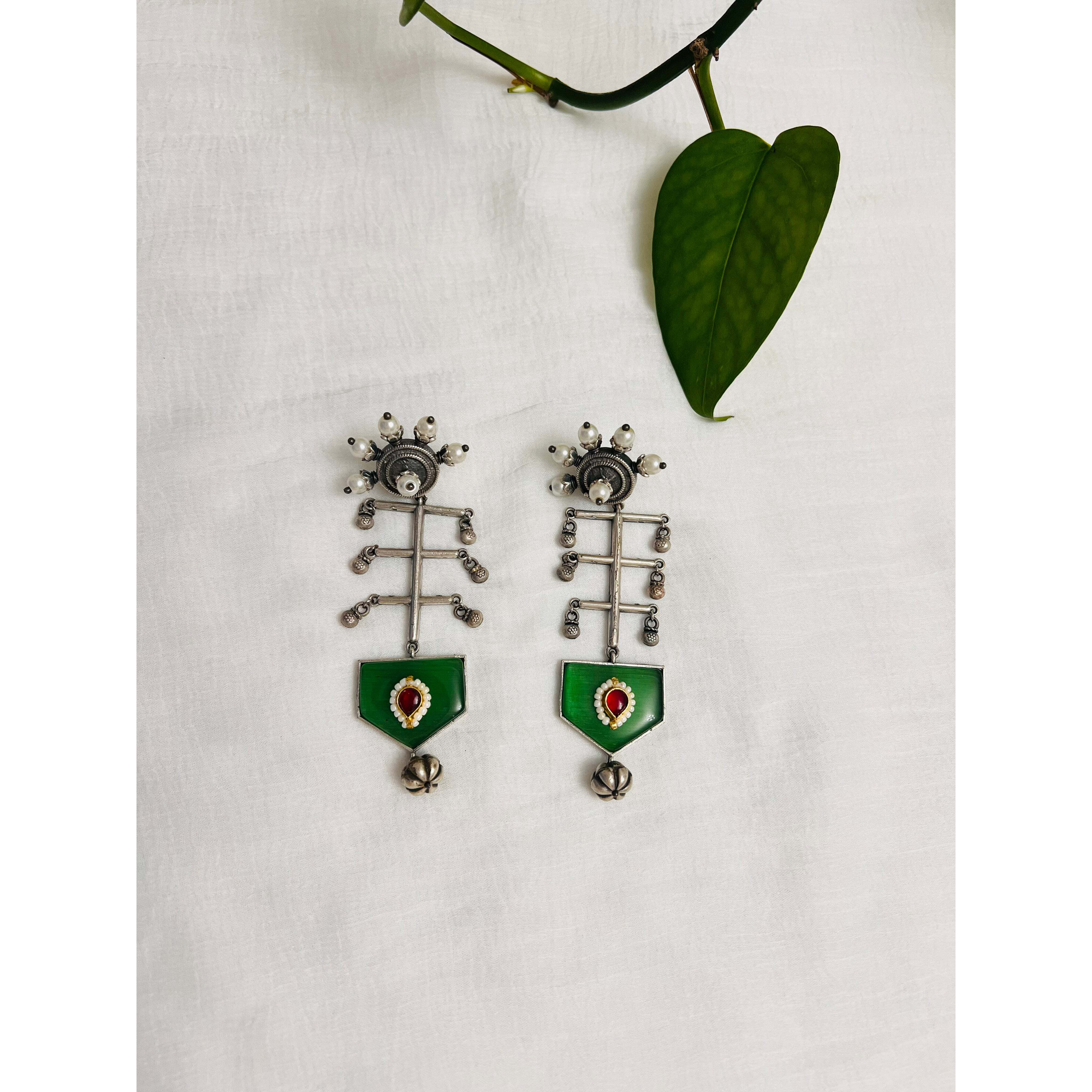 Silver oxidized dangle earring | Green stone hanging earring | Indian jewelry