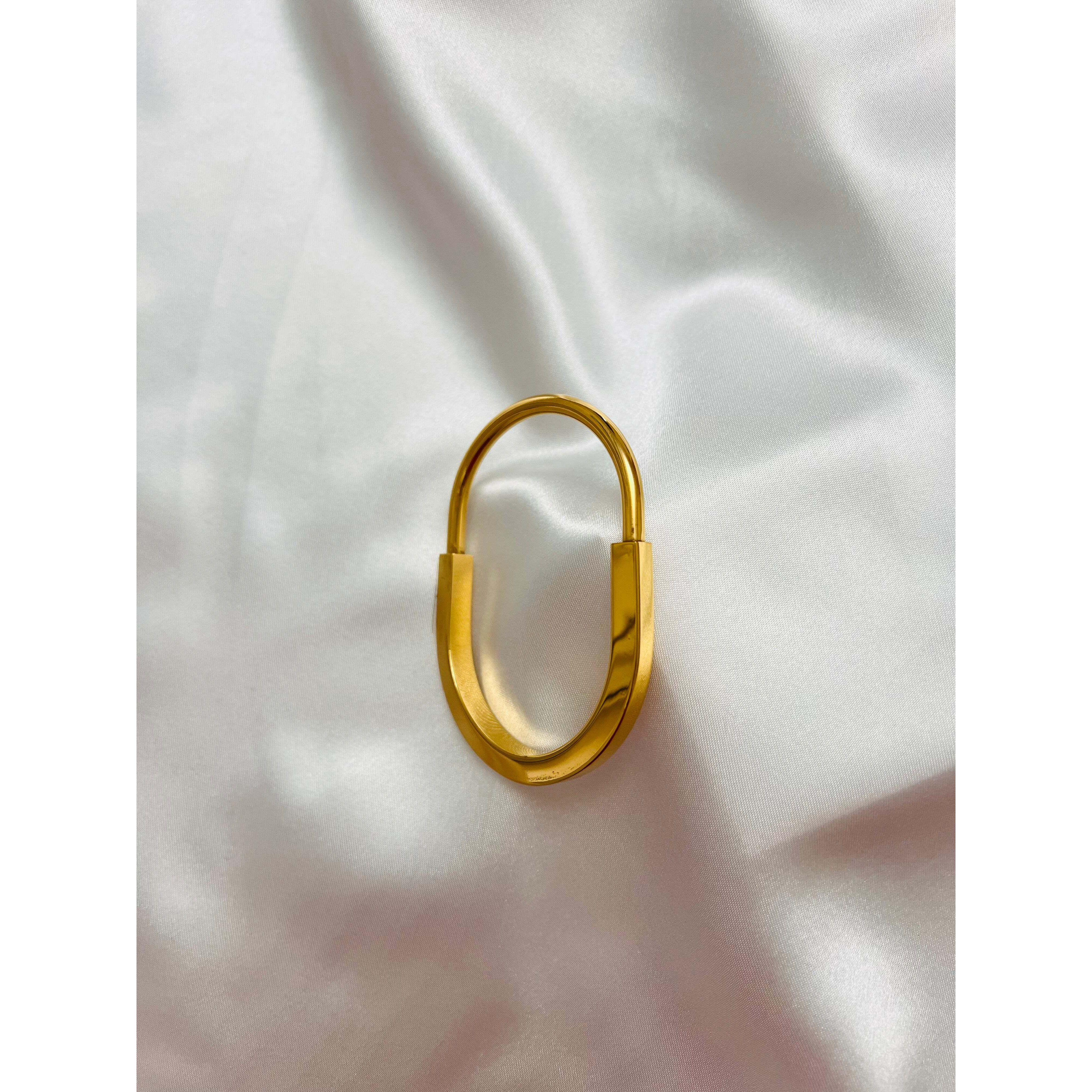 Lock bracelet cuff style stainless steel waterproof anti tarnish jewelry