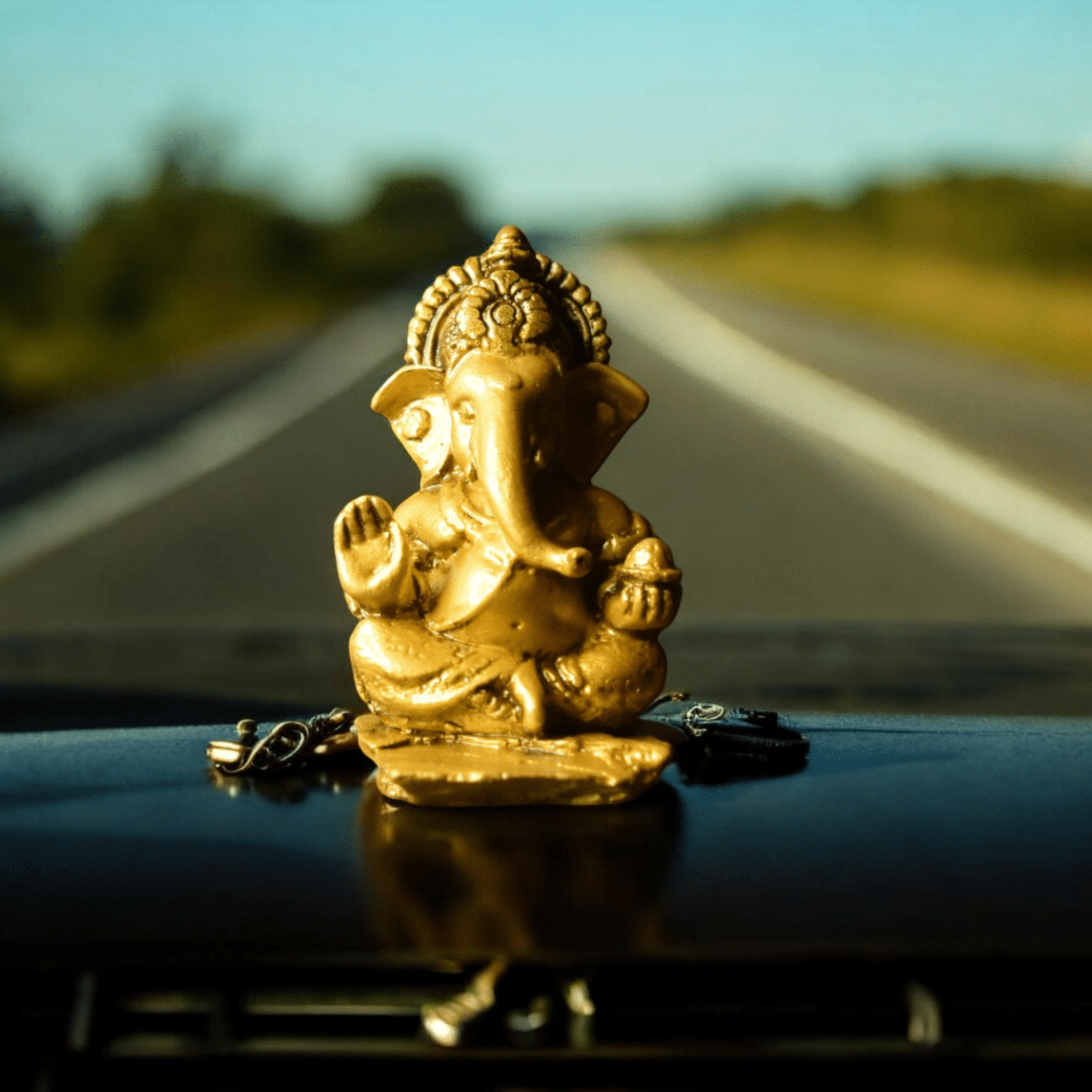 Ganesh ji Murti 3 inch (Ganpati Bappa)- Car dashboard