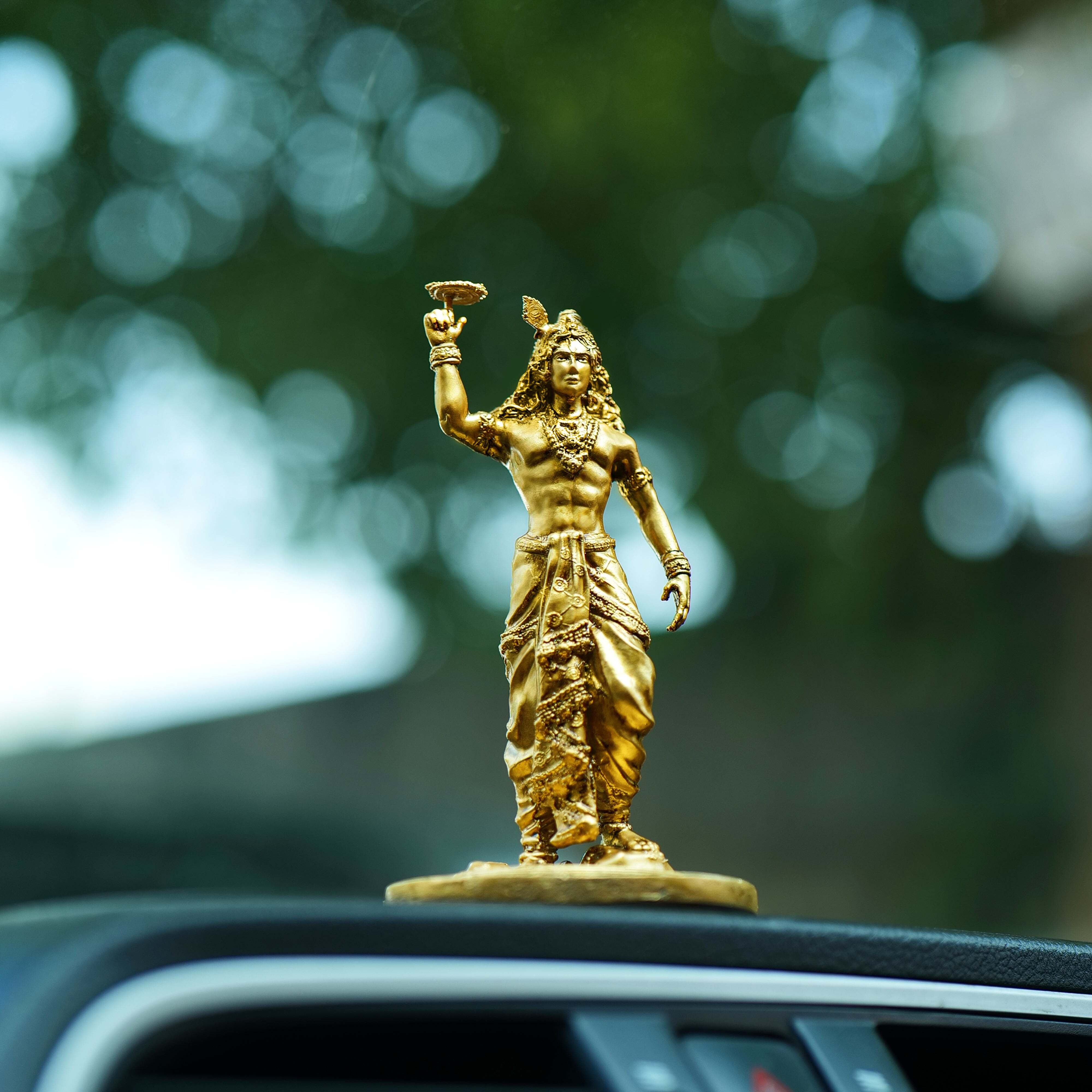 Shree Krishna Ji Chakra Murti for Car Dashboard  Divine Protection & Positive Energy