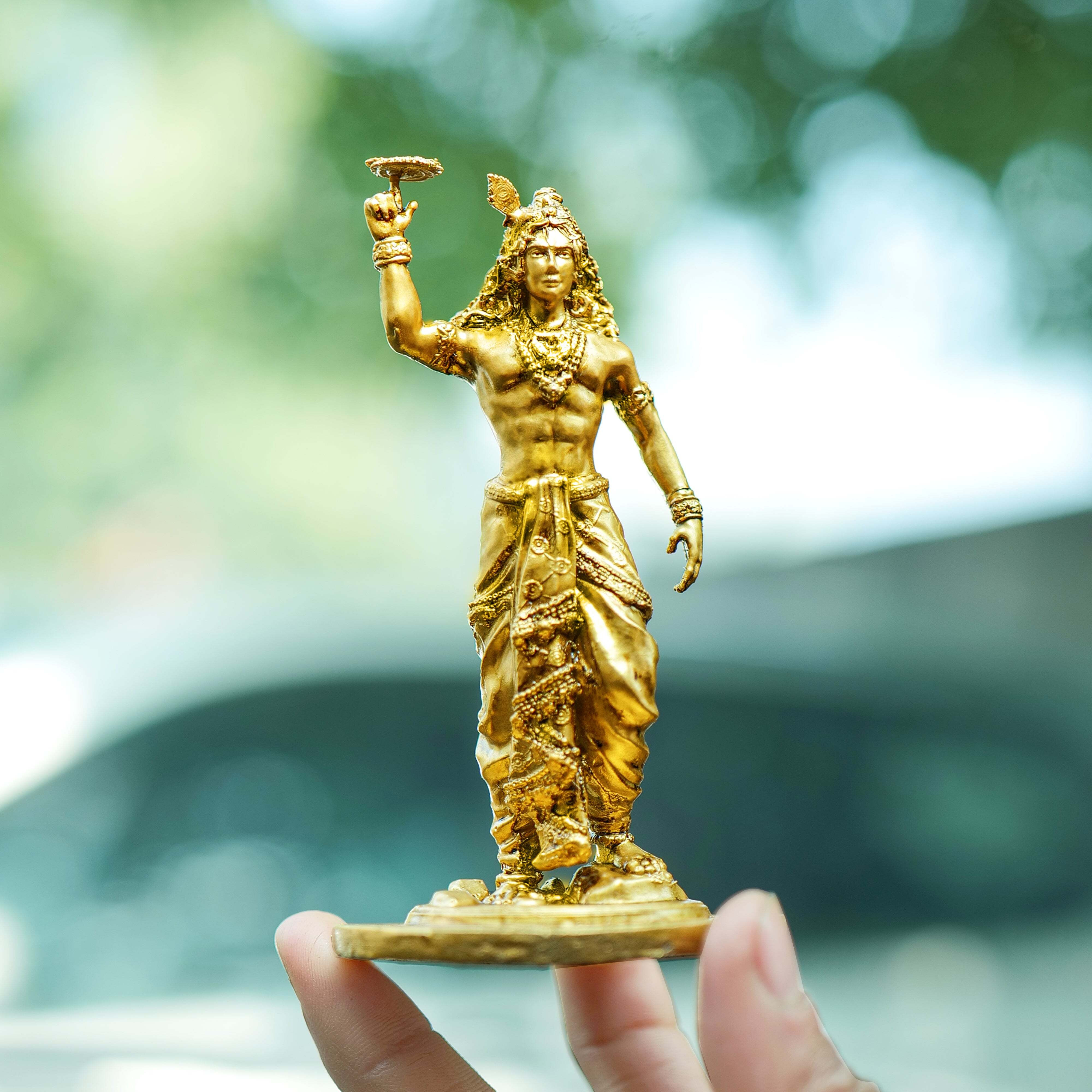 Shree Krishna Ji Chakra Murti for Car Dashboard  Divine Protection & Positive Energy