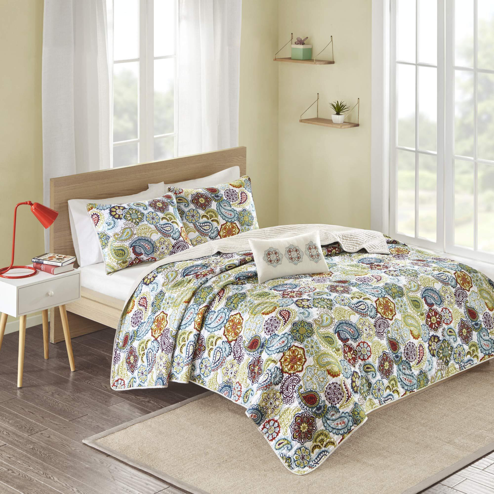 Mi Zone Cozy Quilt Set, Casual Modern Vibrant Color Design All Season Teen Bedding, Coverlet Bedspread, Decorative Pillow, Girls Bedroom Dcor, Full/Queen, Tamil Colorful Paisley 4 Piece