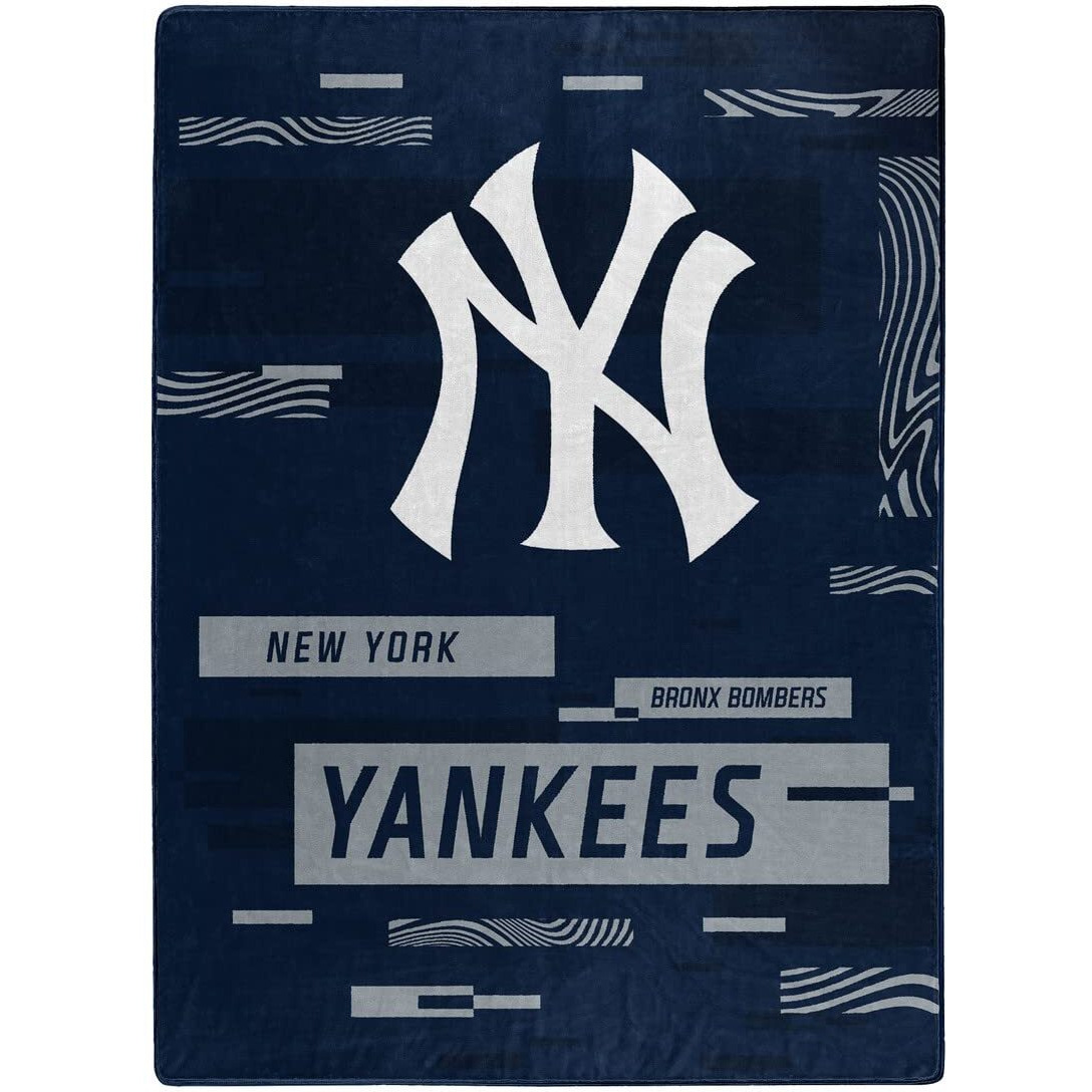 Northwest MLB New York Yankees Digitize 60x80 Super Plush Rachel Blanket