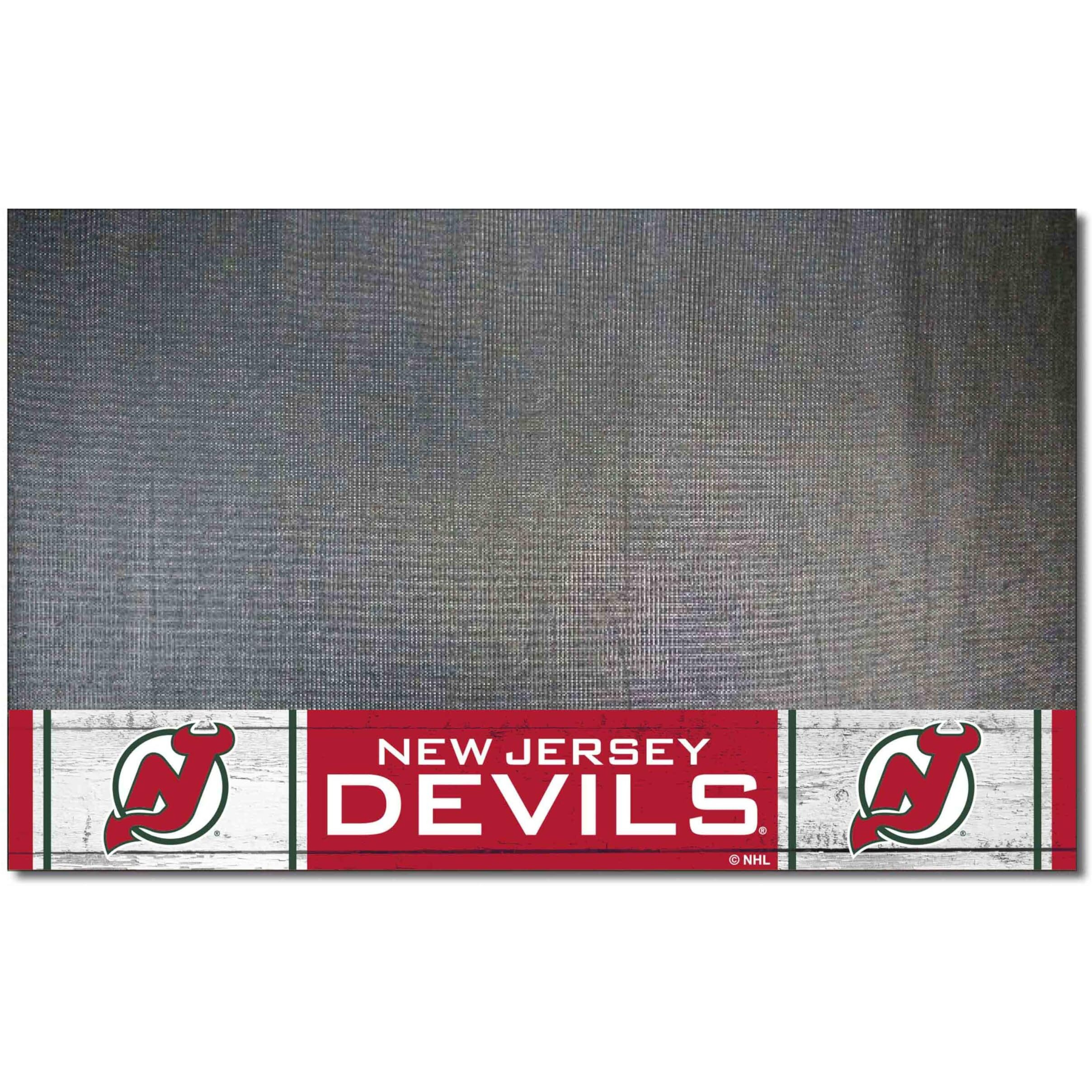 FANMATS 35548 NHL Retro New Jersey Devils Vinyl Grill Mat - 26in. x 42in.