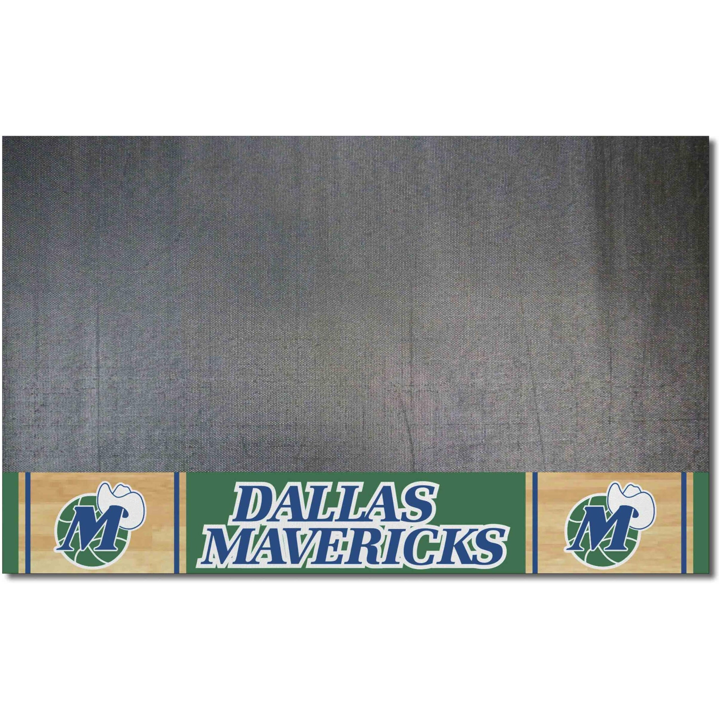 FANMATS 35267 NBA Retro Dallas Mavericks Vinyl Grill Mat - 26in. x 42in.