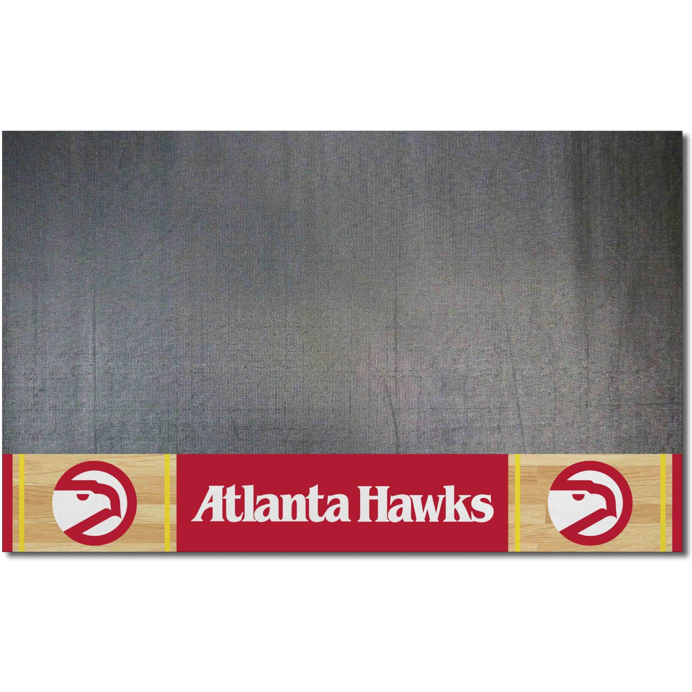 FANMATS 35208 NBA Retro Atlanta Hawks Vinyl Grill Mat - 26in. x 42in.