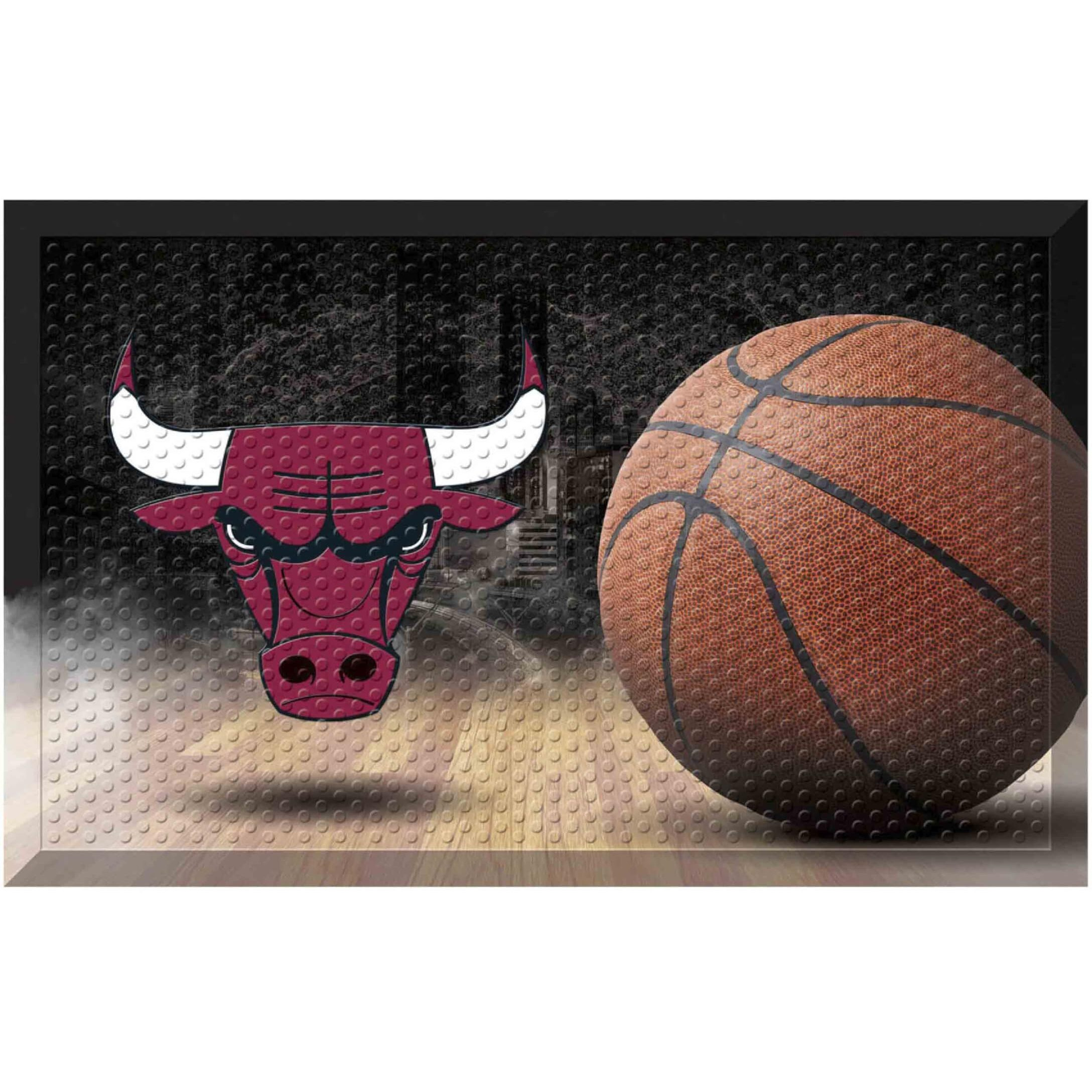 FANMATS 19070 Chicago Bulls Rubber Scraper Door Mat