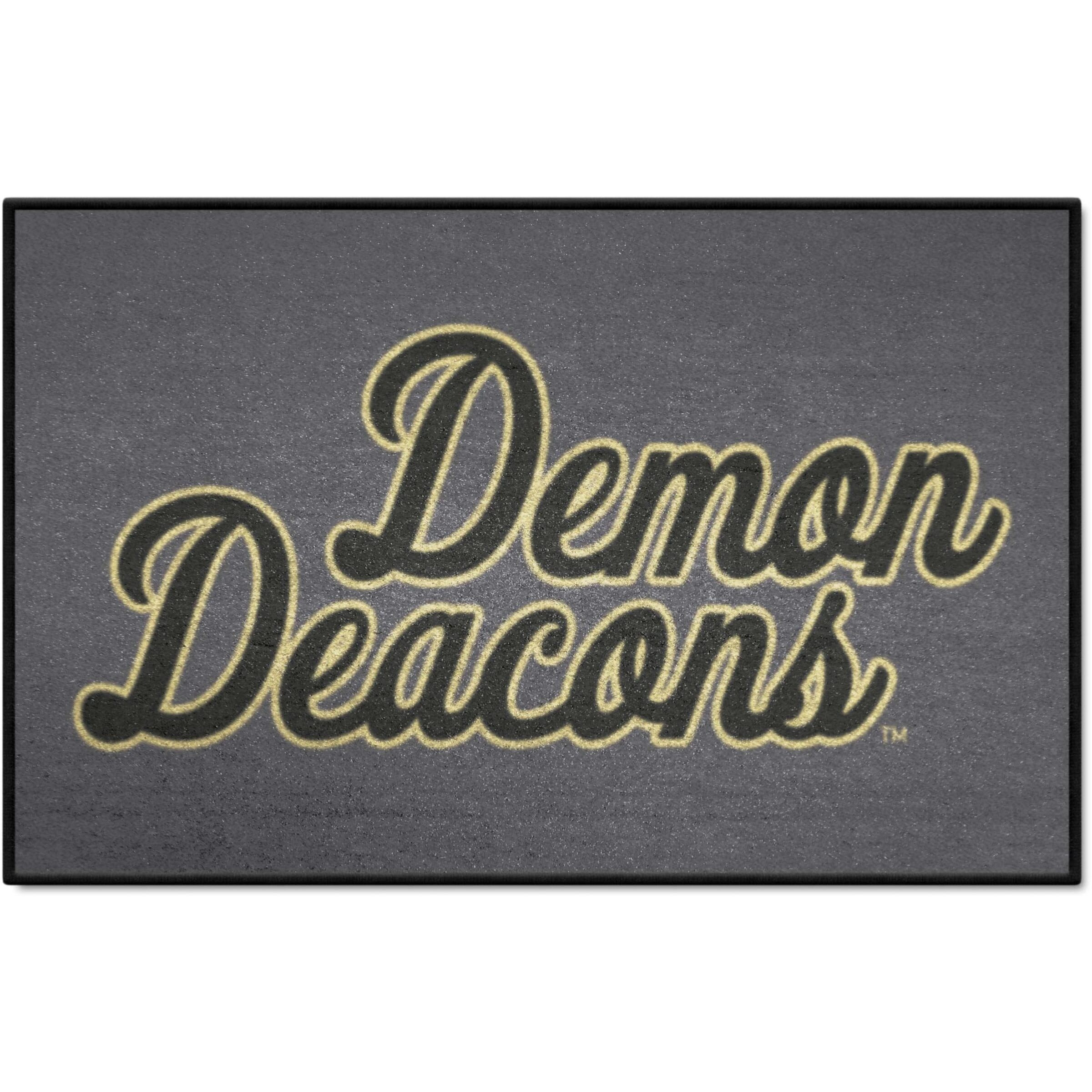 FANMATS 35947 Wake Forest Demon Deacons Tailgater Rug - 5ft. x 6ft.