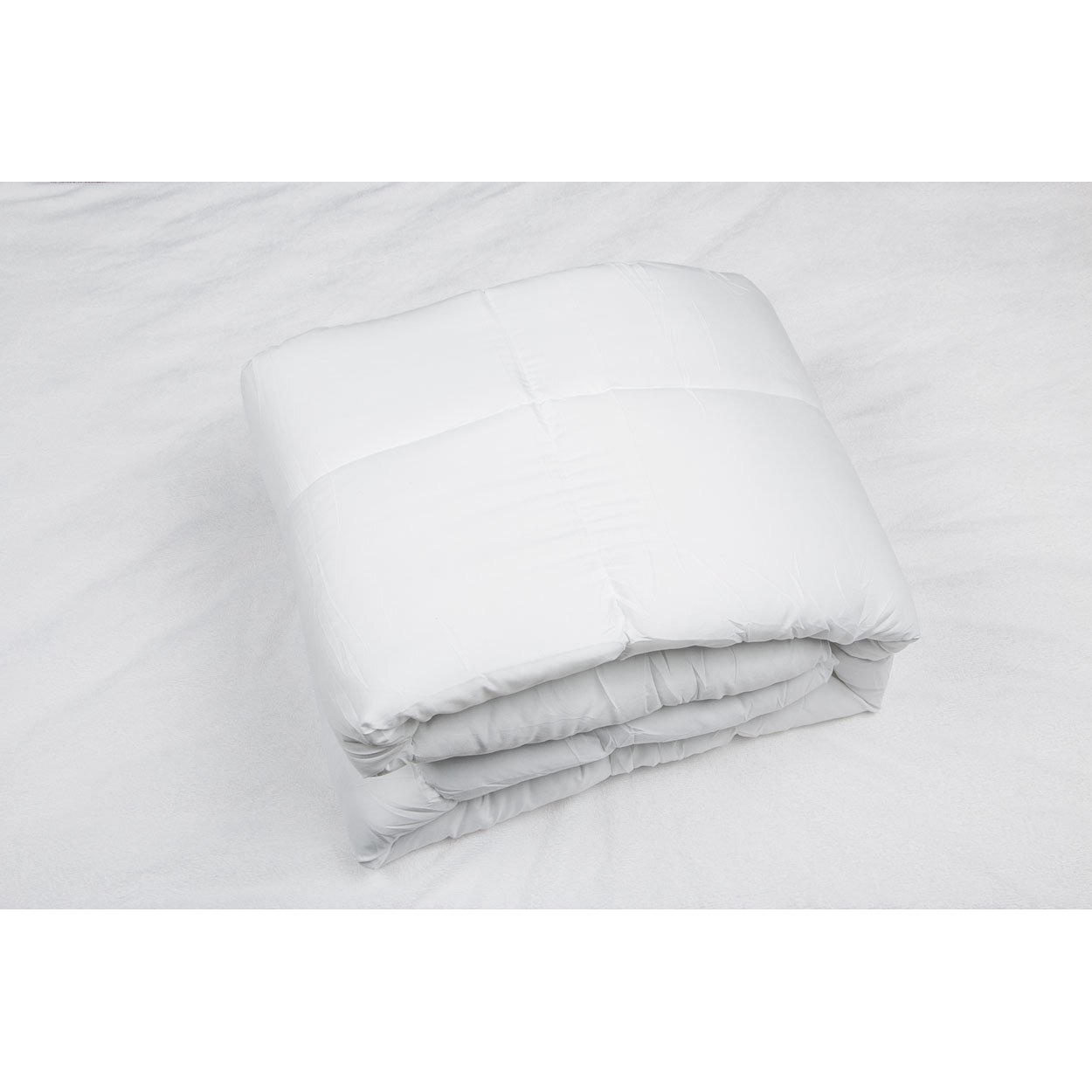 White Medium Weight Hypoallergenic Twin Down Alternative Comforter Duvet Insert