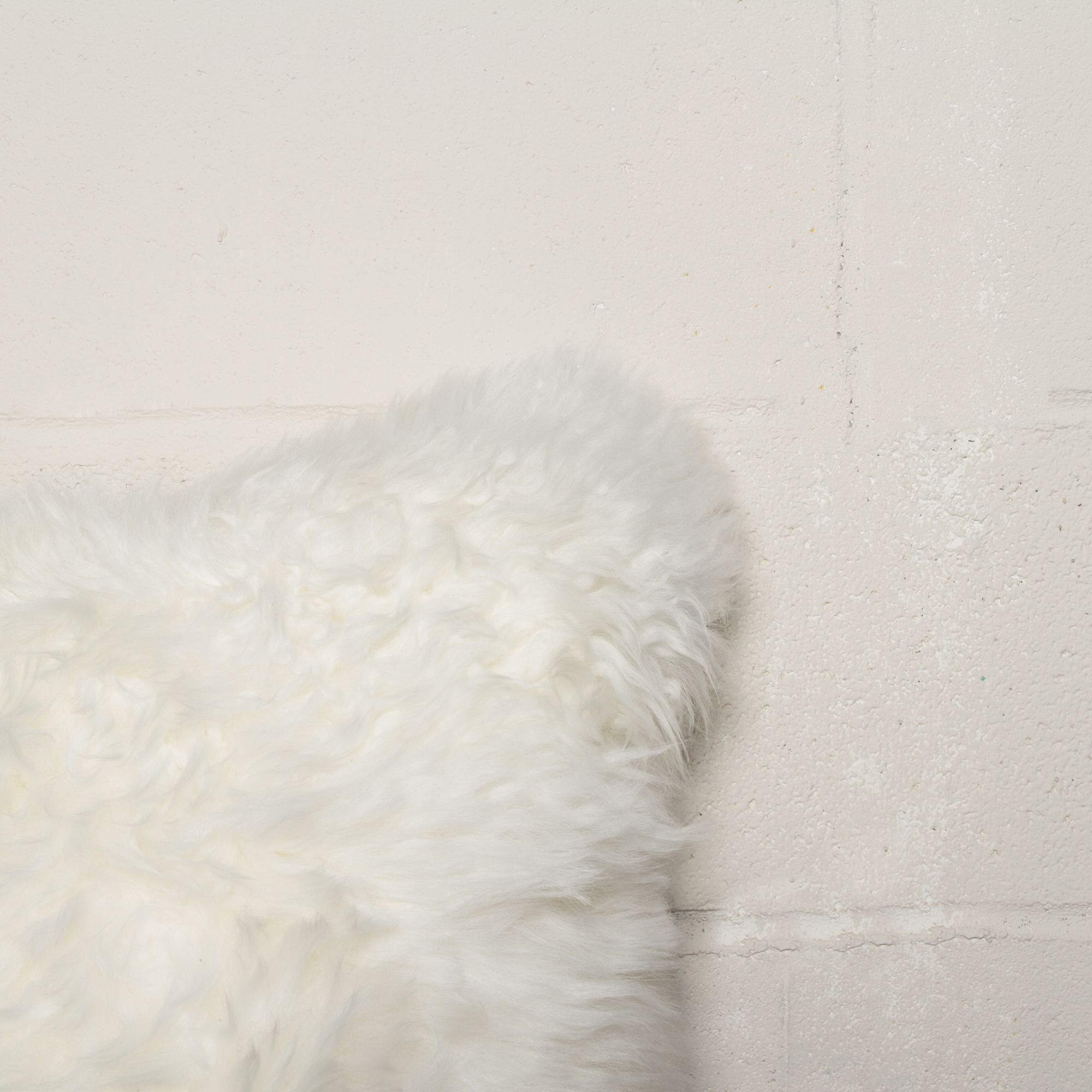 18"" X 18"" Natural Sheepskin Pillow