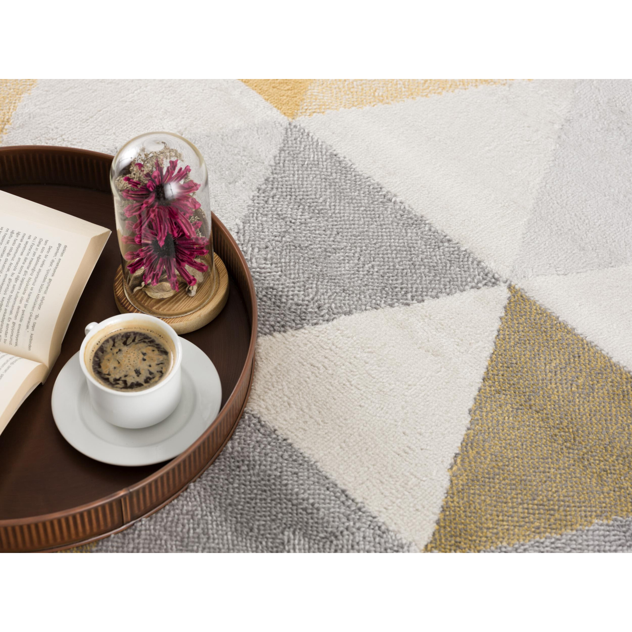 2 X 6 Yellow Triangular Lattice Area Rug