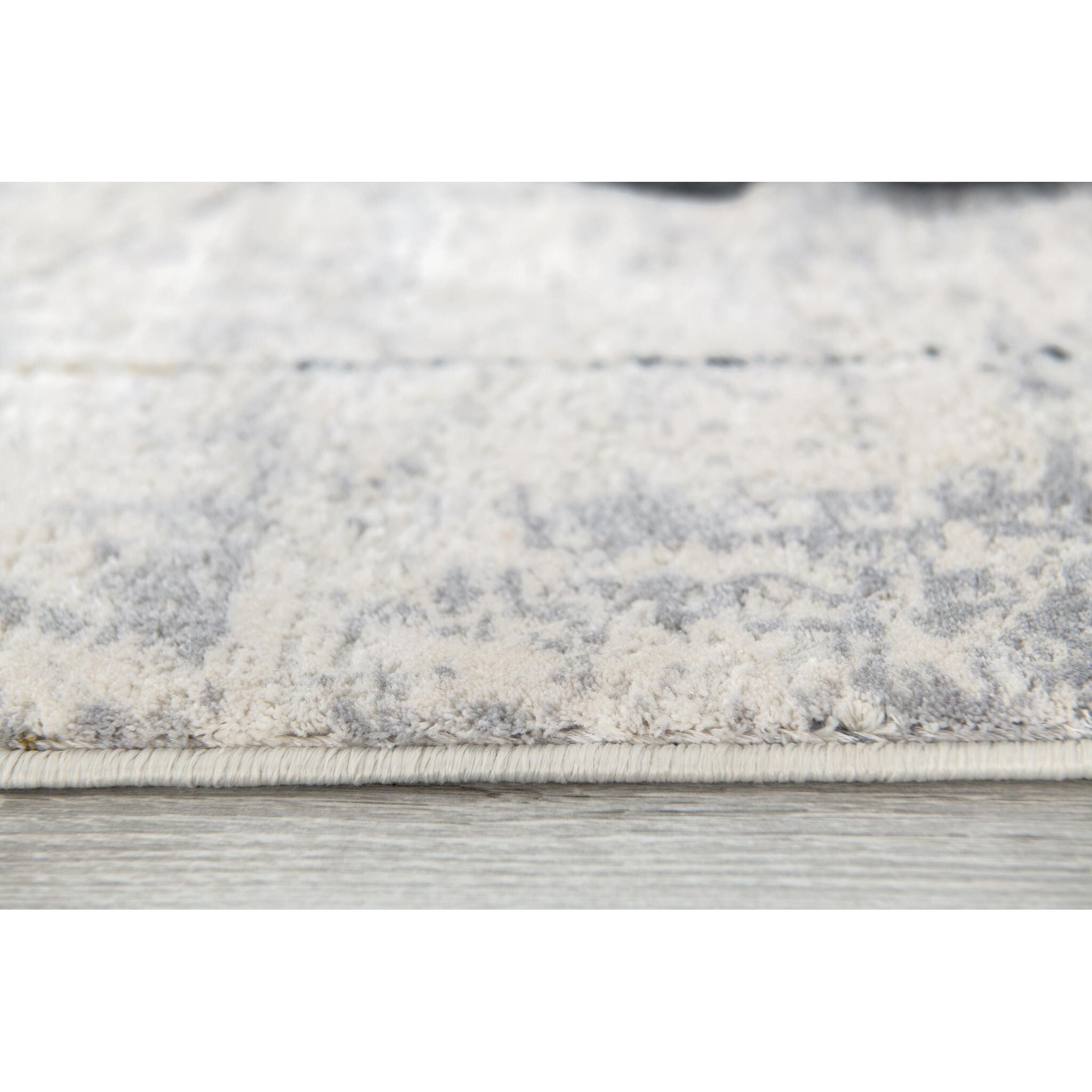 4 X 6 Gray And Ivory Abstract Distressed Area Rug