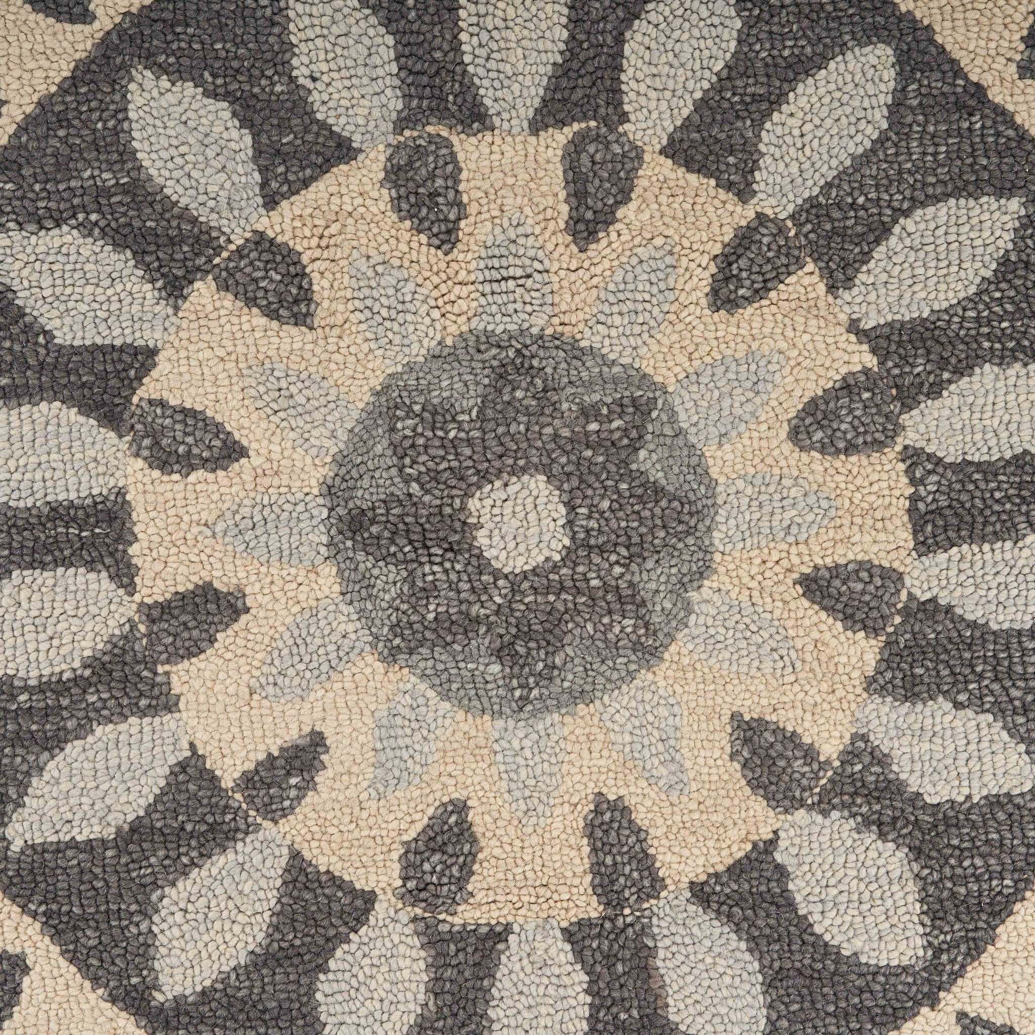 6 Round Gray Floral Bloom Area Rug