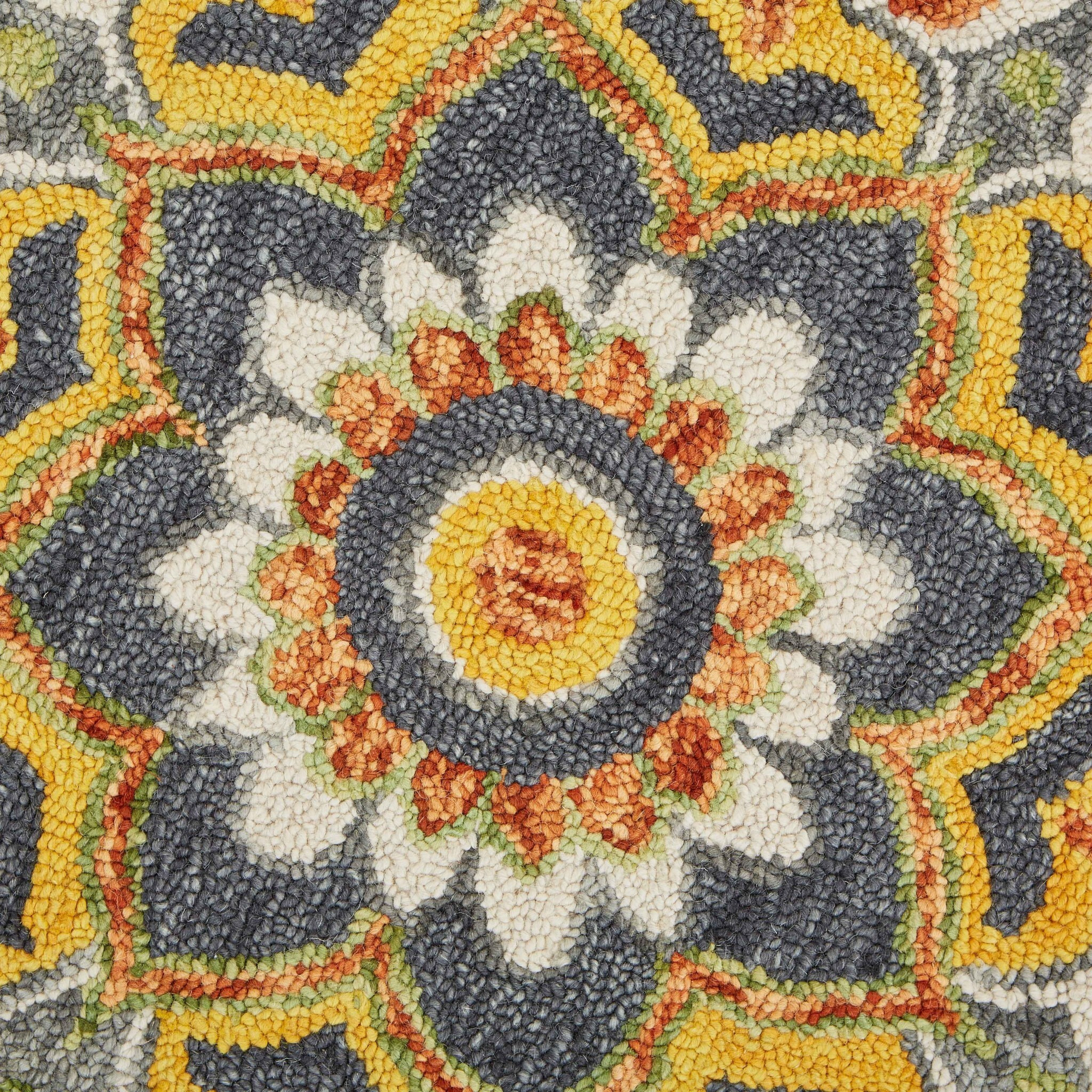 6 Round Gray And Gold Floret Area Rug