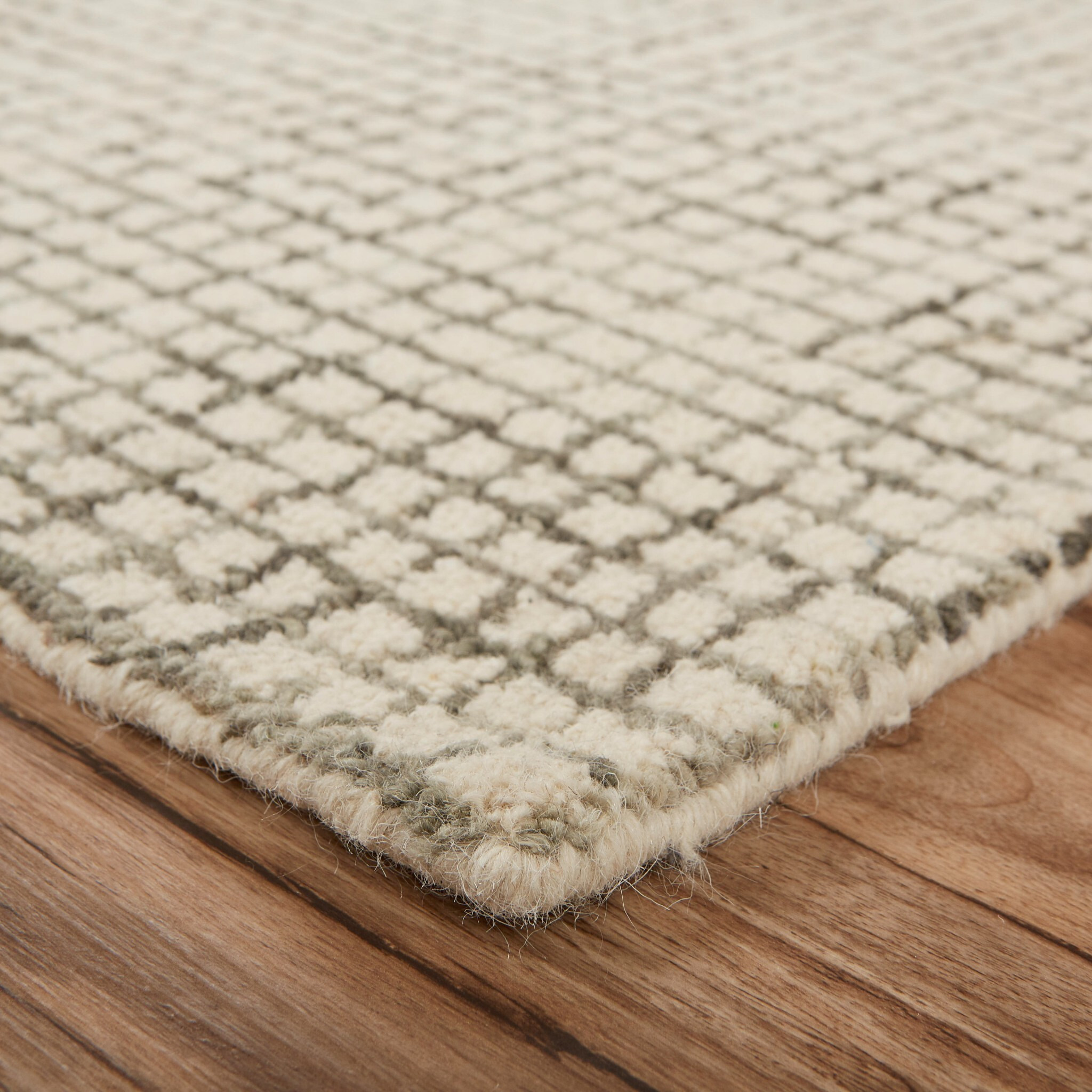 8 X 10 Tan And Ivory Grid Area Rug