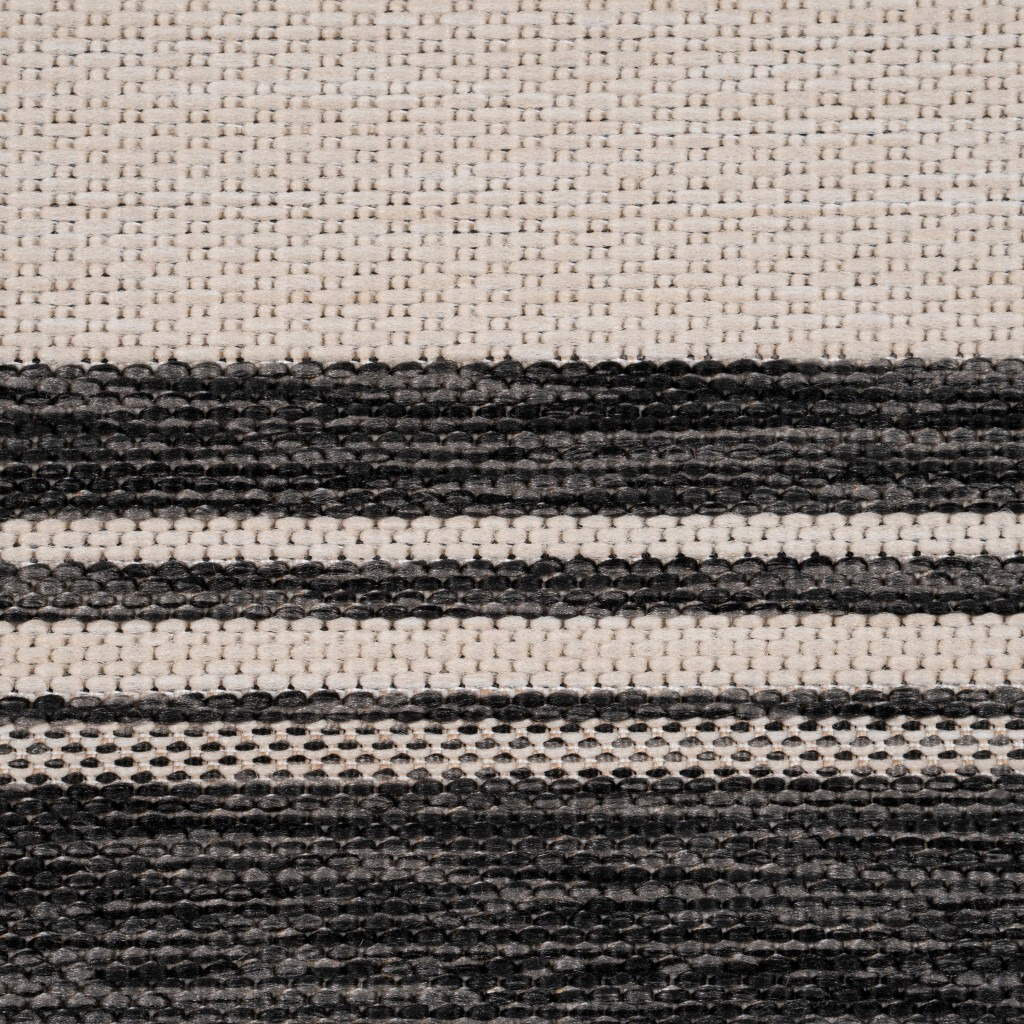 5 X 7 Gray Framed Indoor Outdoor Area Rug