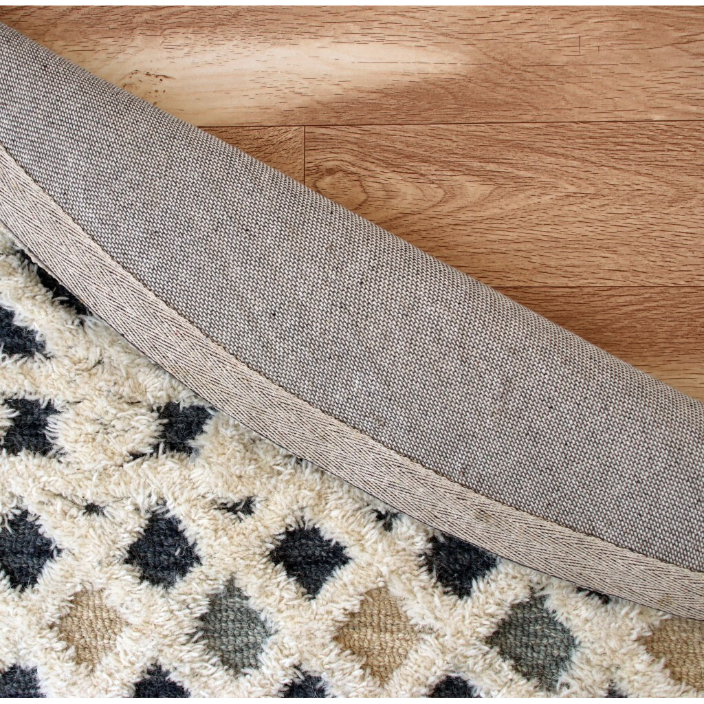 4 Round Blue And Cream Decorative Area Rug