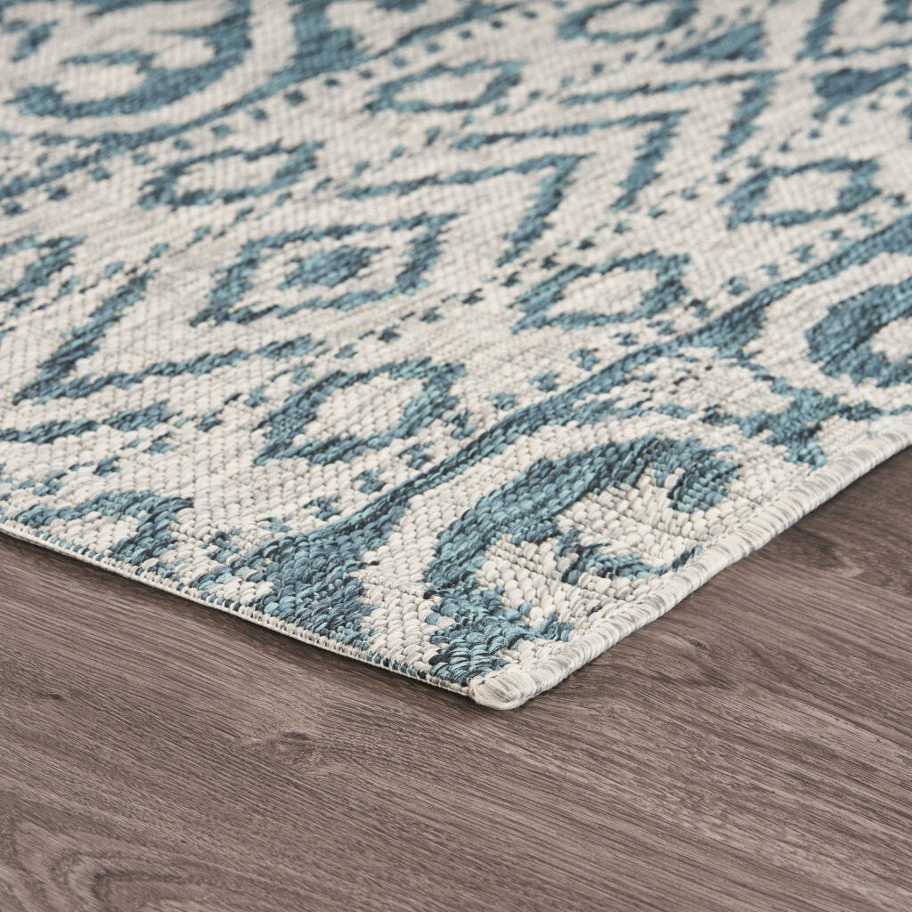 5 X 8 Blue Geometric Indoor Outdoor Area Rug