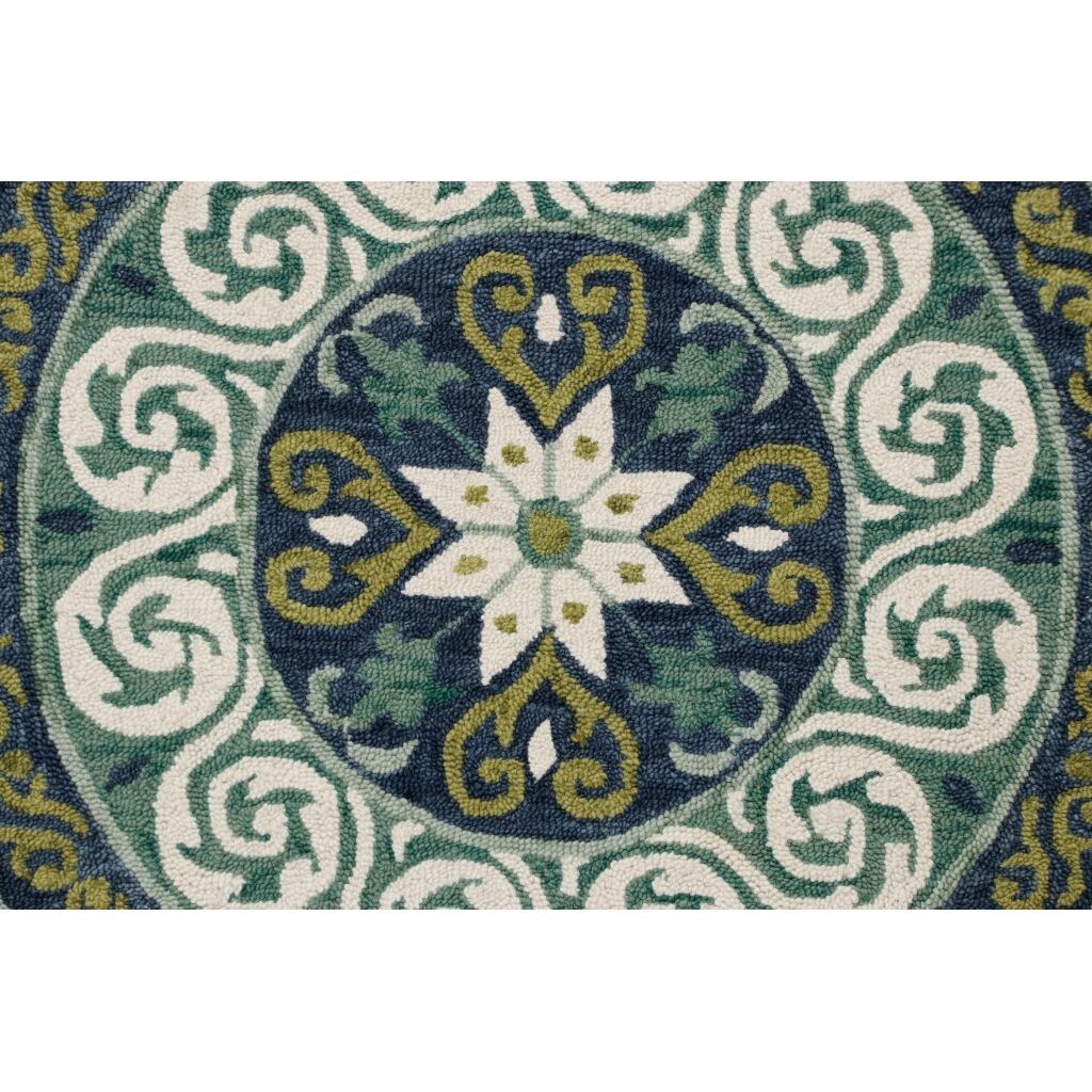 7 Round Blue And Green Ornate Medallion Area Rug