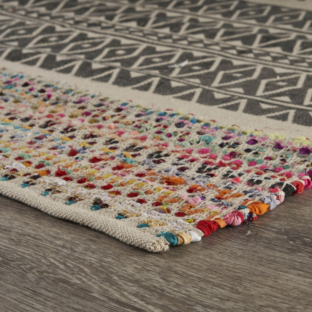 5 X 7 Colorful Traditional Chindi Area Rug