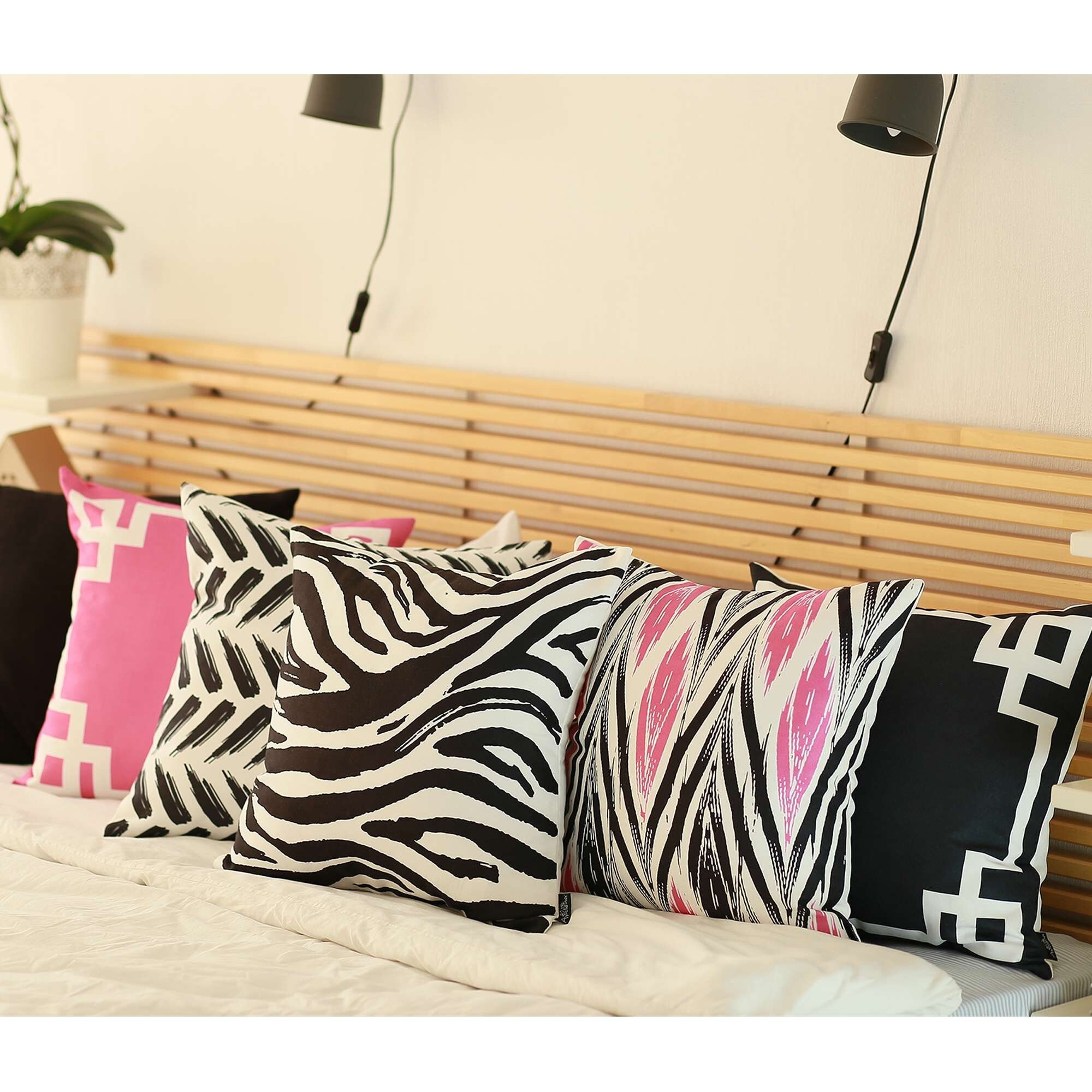 Black And White Geometric Border Throw Pillow