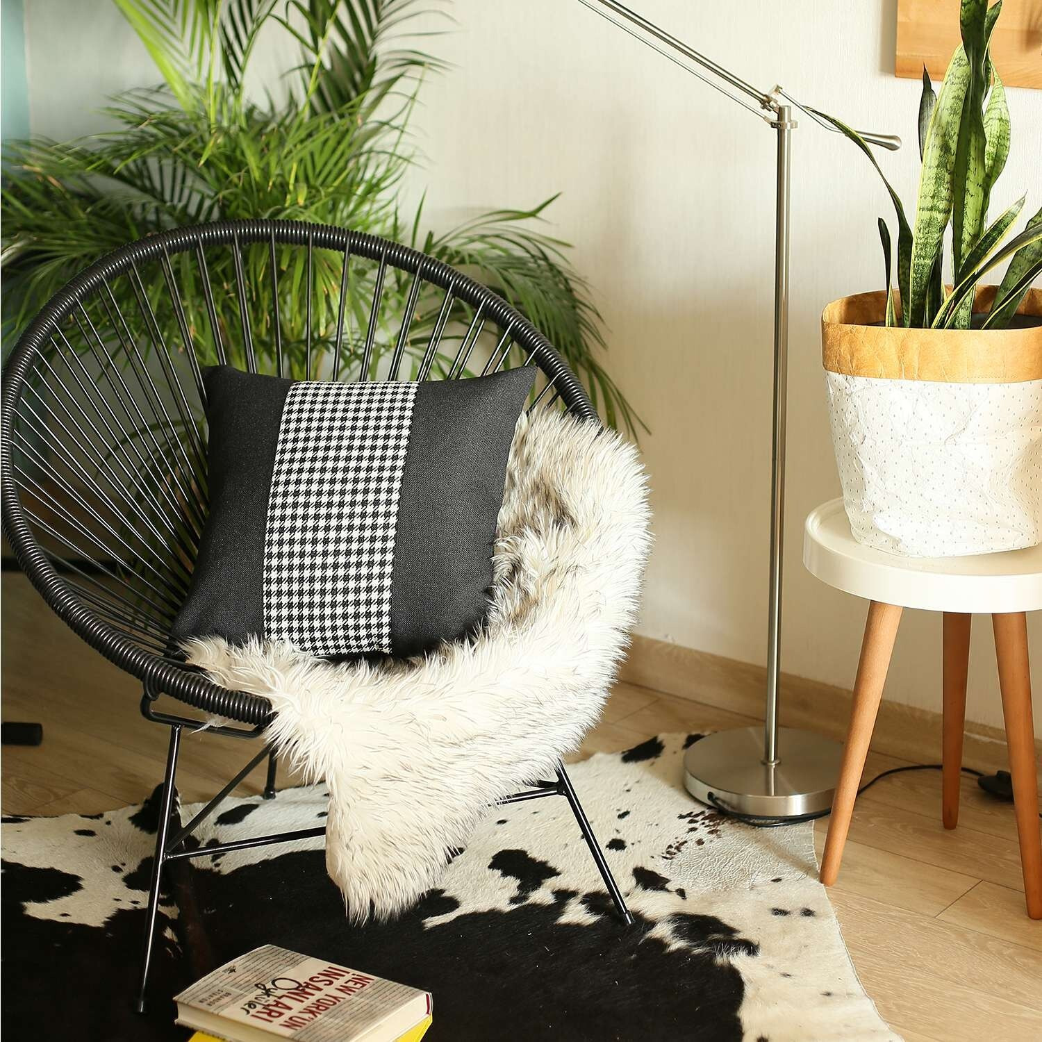 Black And White Houndstooth Throw Pillow