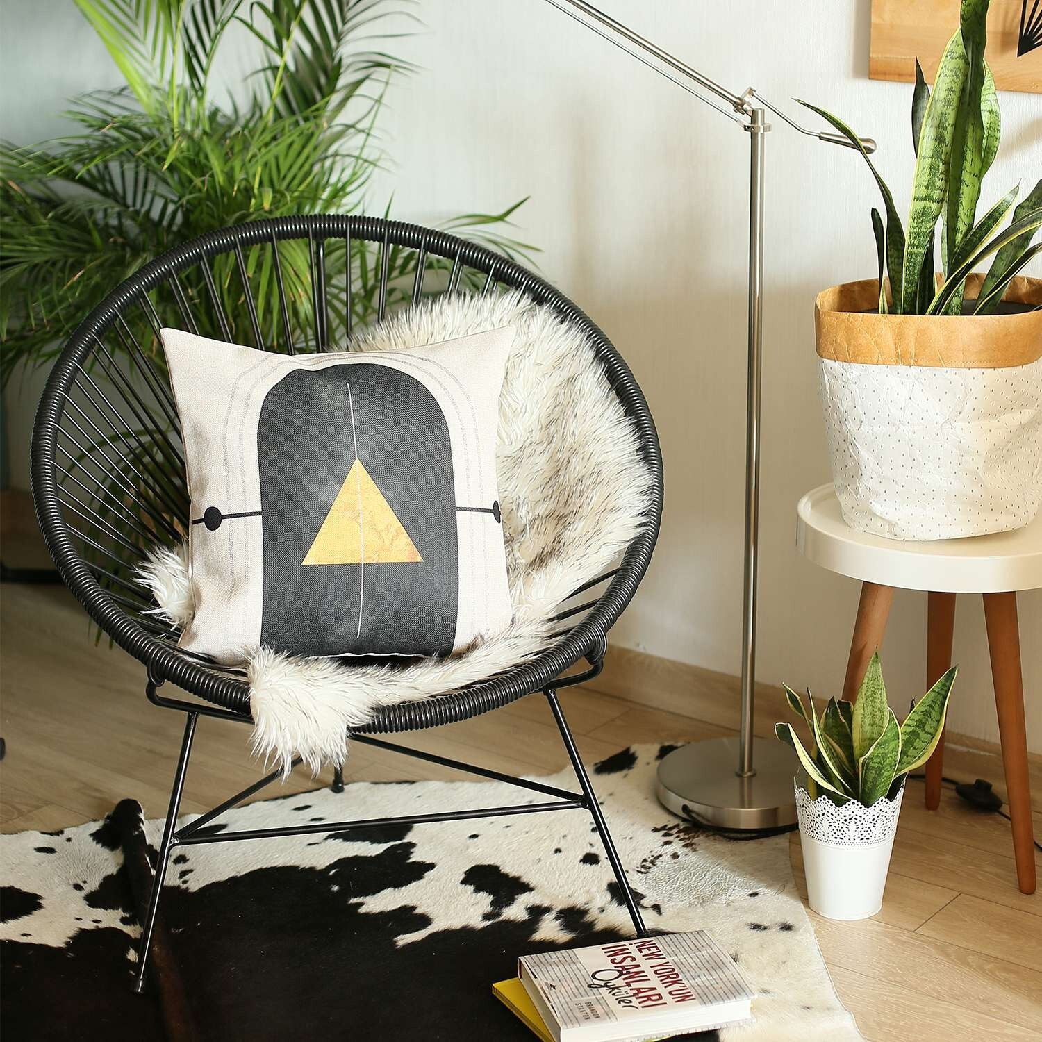 Yellow And Cream Arrowhead Printed Throw Pillow