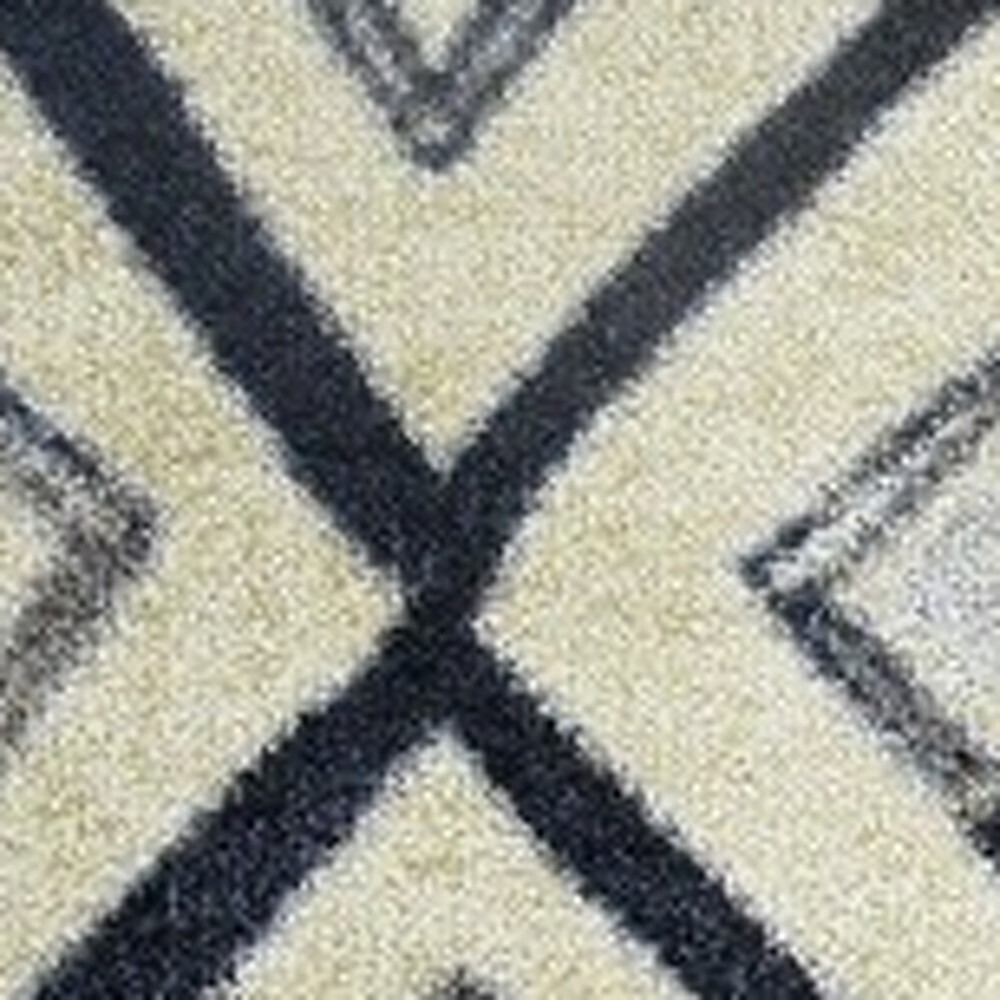 2' X 4' Black And Gray Modern Tribal Washable Floor Mat