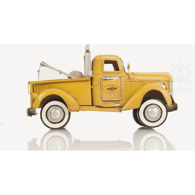 C1926 Pennzoil Tow Truck Yellow Model Sculpture