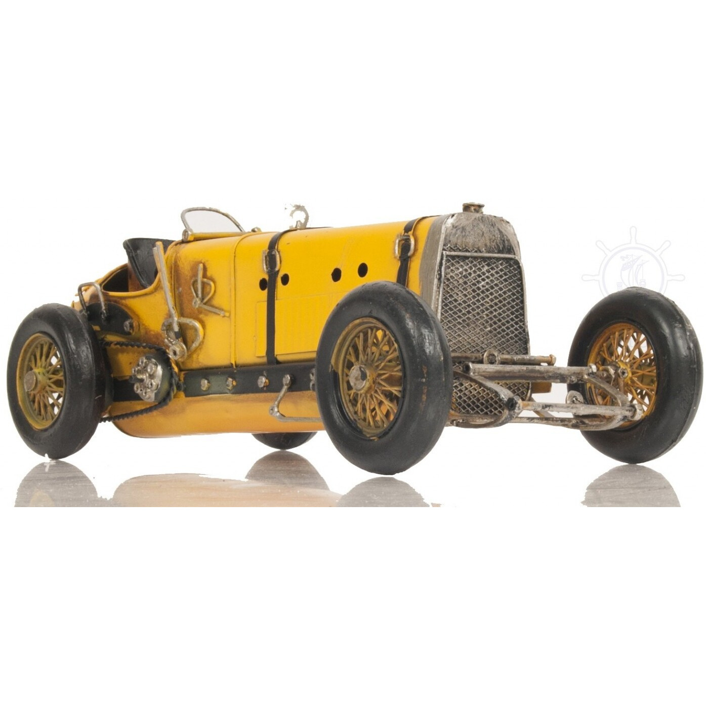 Alfa Romeo P2 Classic Racing Car Sculpture