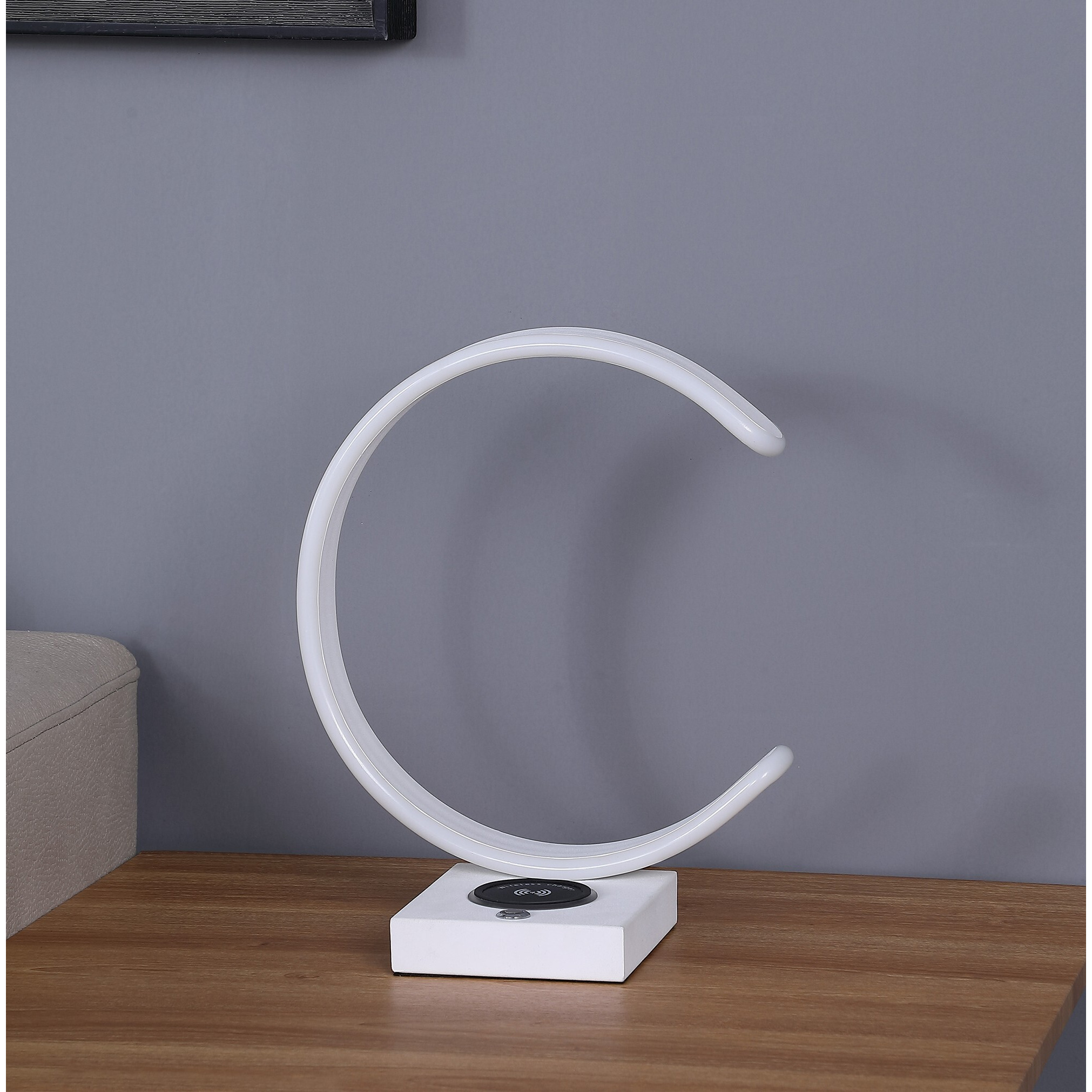 14"" White Metal Led With Usb Wireless Charger Table Lamp