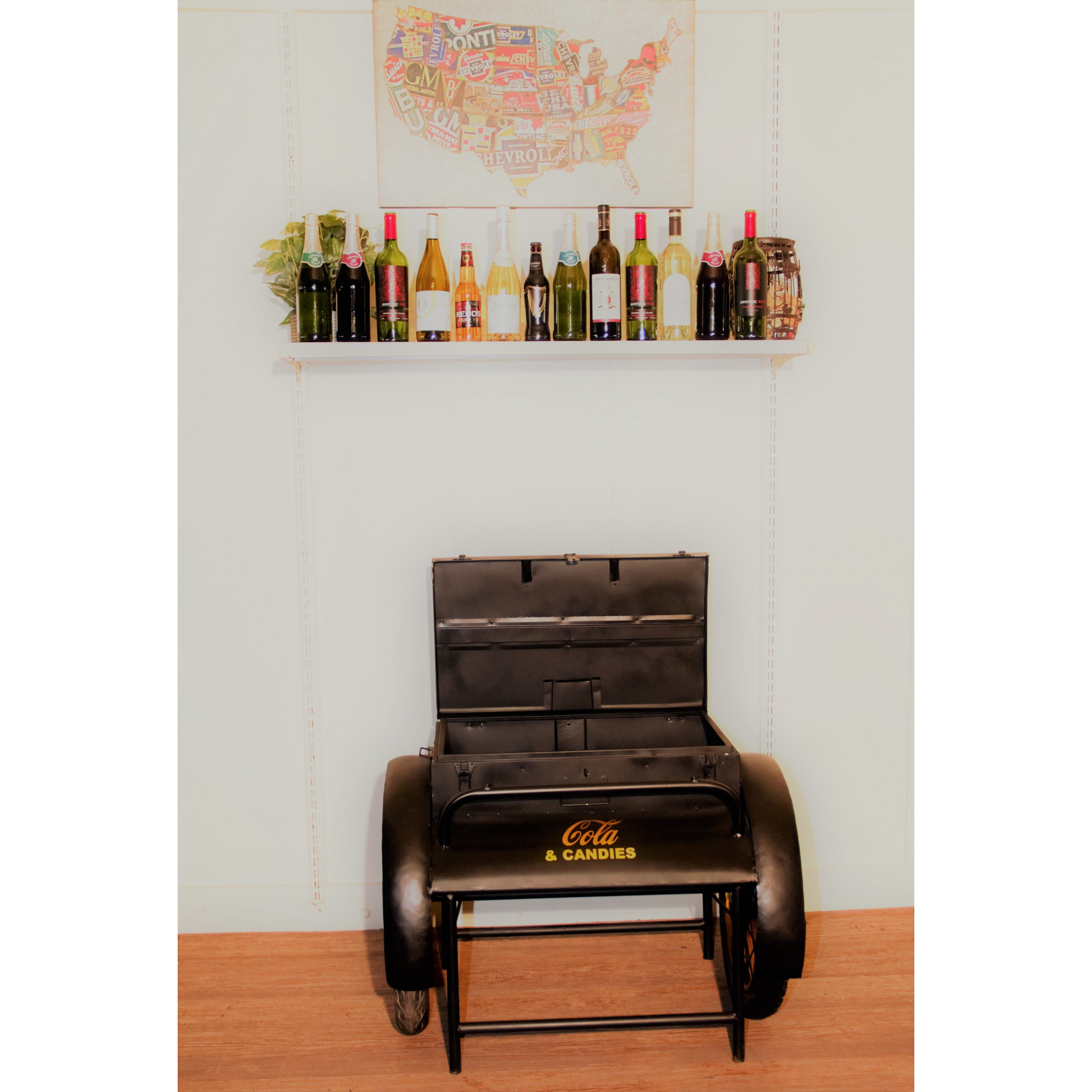 Retro Black Metal Delivery Box Accent Side Table