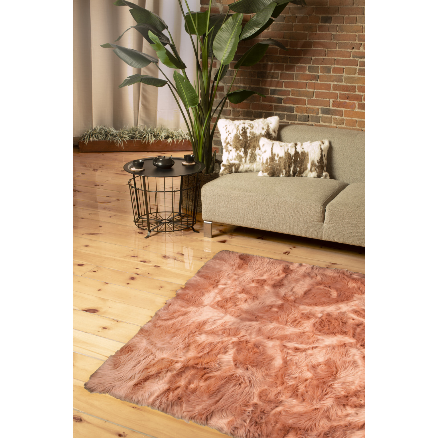 5' X 8' Dusty Rose Faux Fur Non Skid Area Rug
