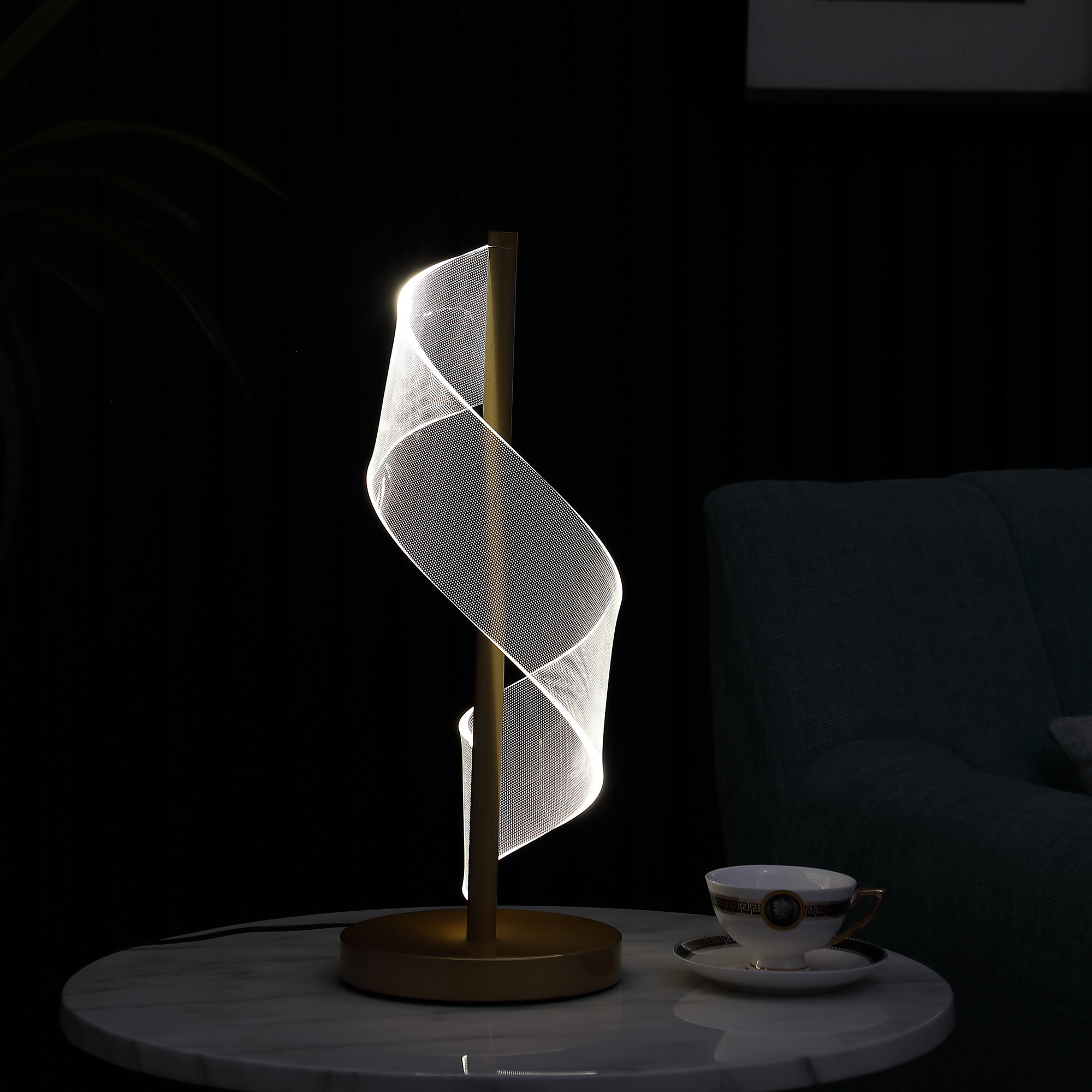 19"" Gold Modern Swirl Metal And  Acrylic Led Table Lamp